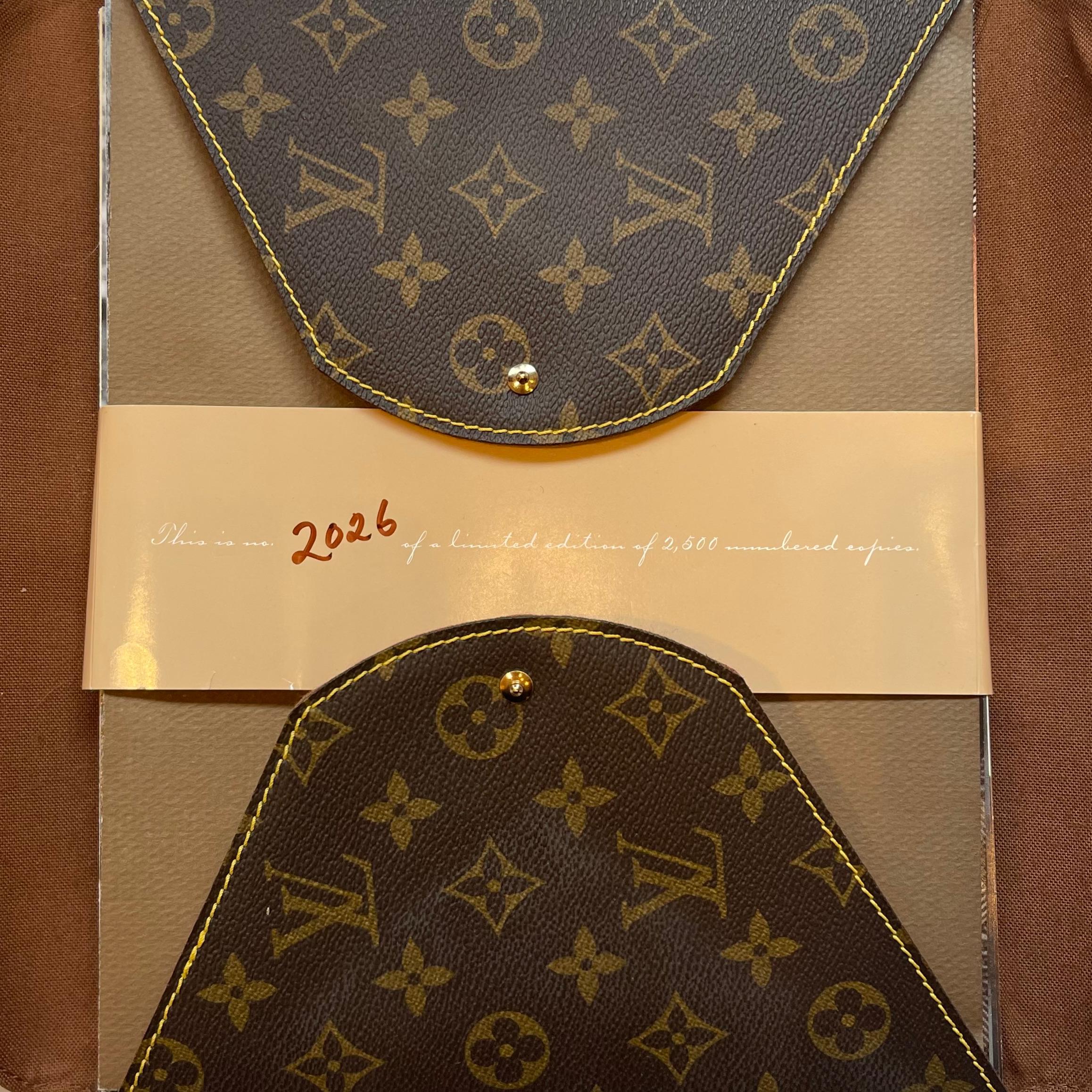 Americano Visionaire No.18: Speciale moda in custodia di pelle Louis Vuitton, Autunno 1996 in vendita