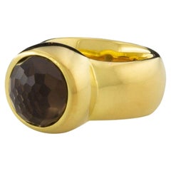 Visionärer gewölbter Ring mit Rauchquarz in Gold