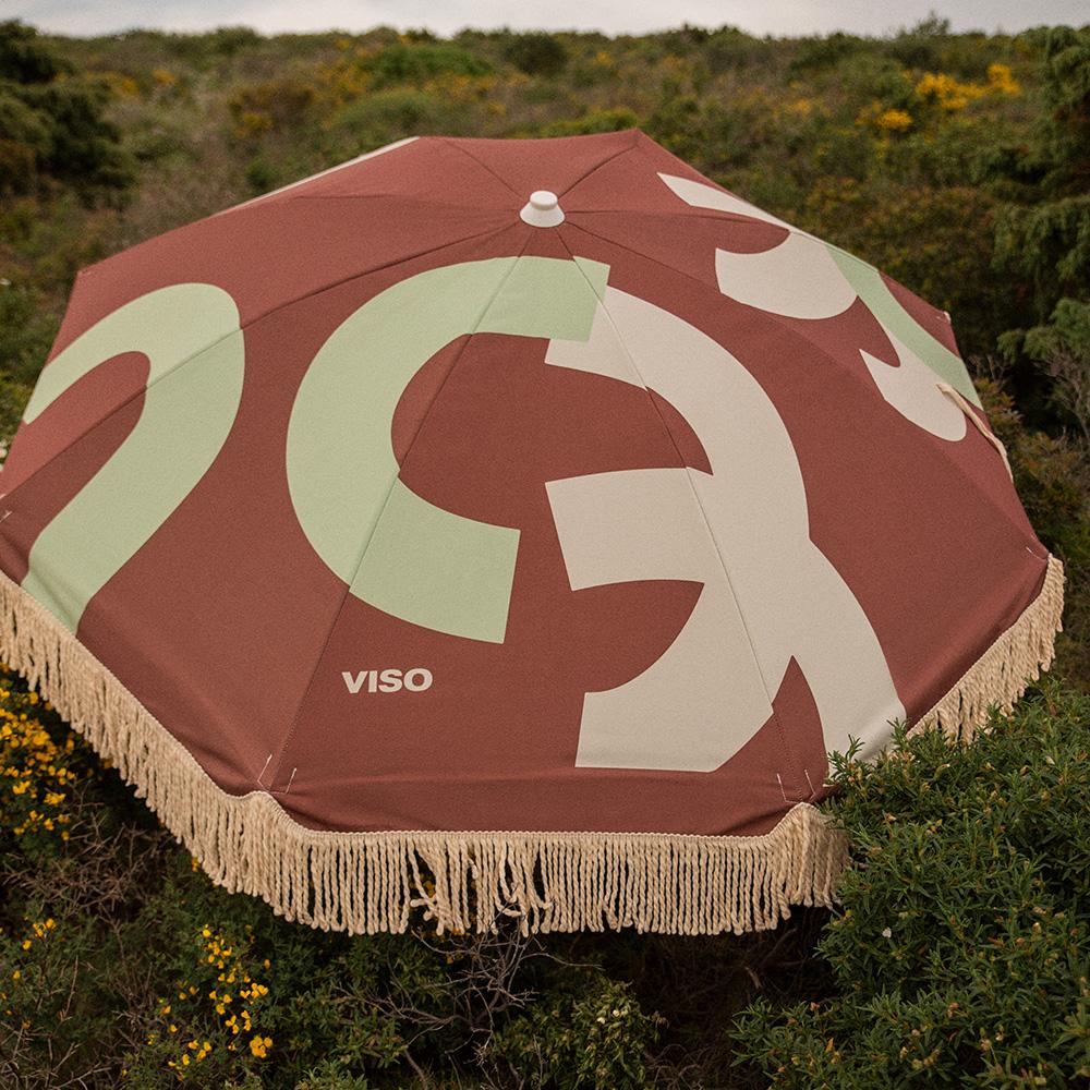 Contemporary Viso Beach Umbrella 0102 in Canvas and Wood Pole For Sale