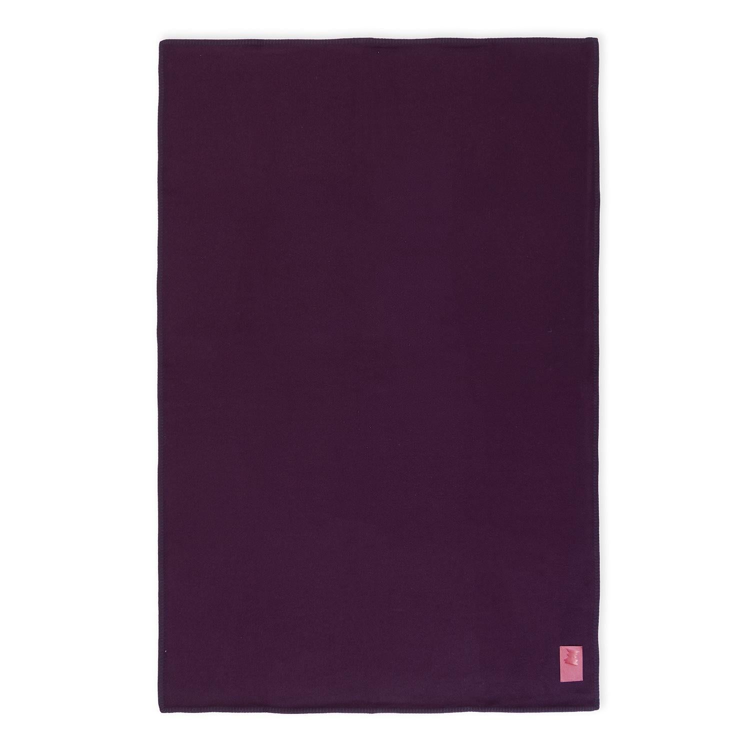 The most exquisite extra fine Australian Merino is handled by master carders, shearers dyers and weavers to create a one of kind blanket unlike any other. Chunky and soft makes it a perfect travel companion. Created in an artisanal weaving process