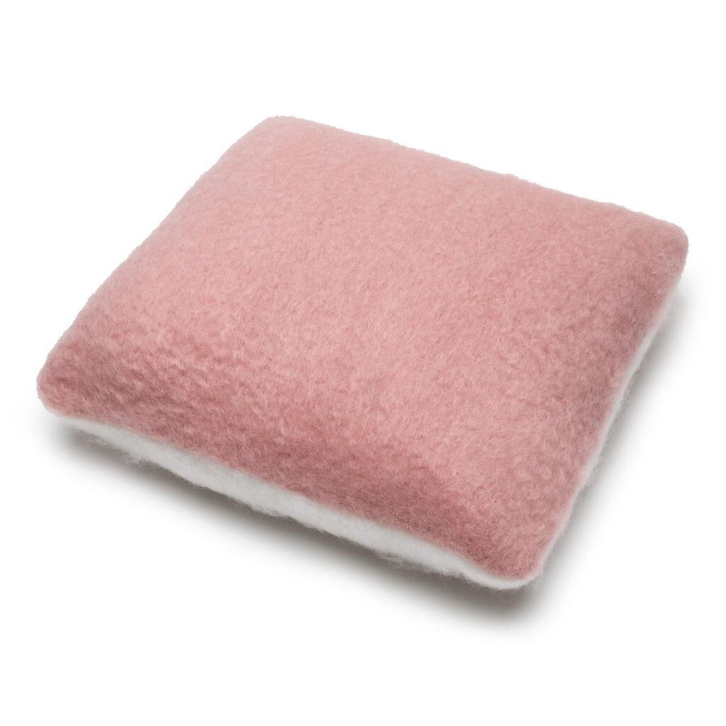 Cuscino Viso Mohair 0203 In condizioni Nuovo in vendita a New York, NY