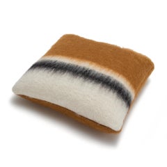 Viso Mohair Pillow V107