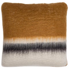 Viso Mohair Pillow V107