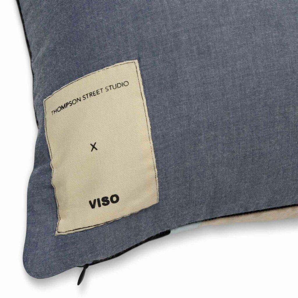 Viso Quilt Pillow VTS 0101 In New Condition For Sale In New York, NY