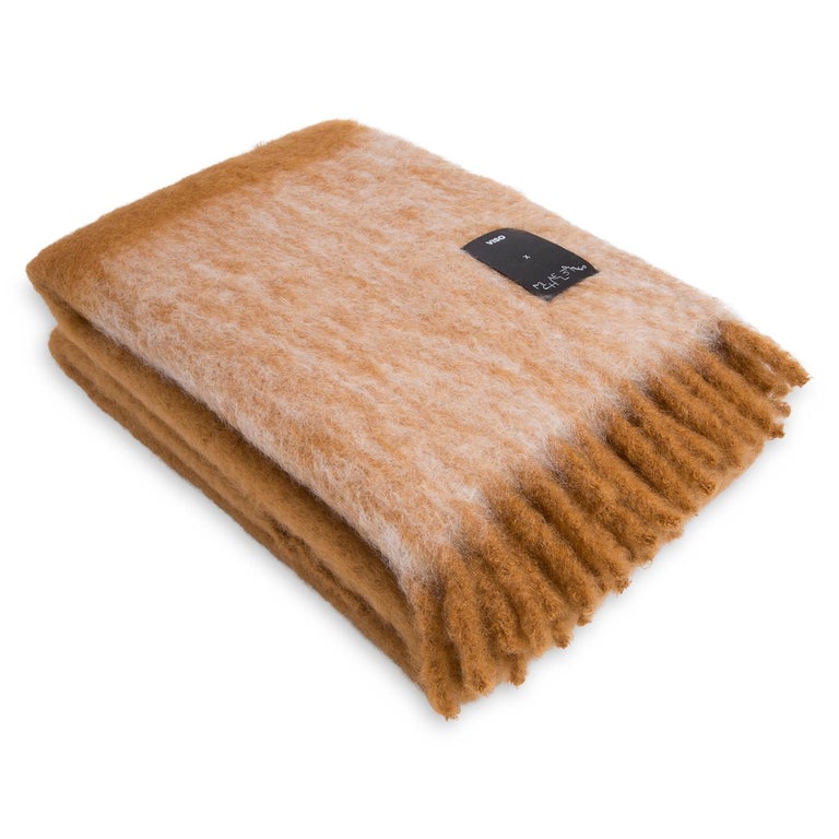 Viso x Michael Bargo Mohair Blanket 0303MB For Sale at 1stDibs x viso
