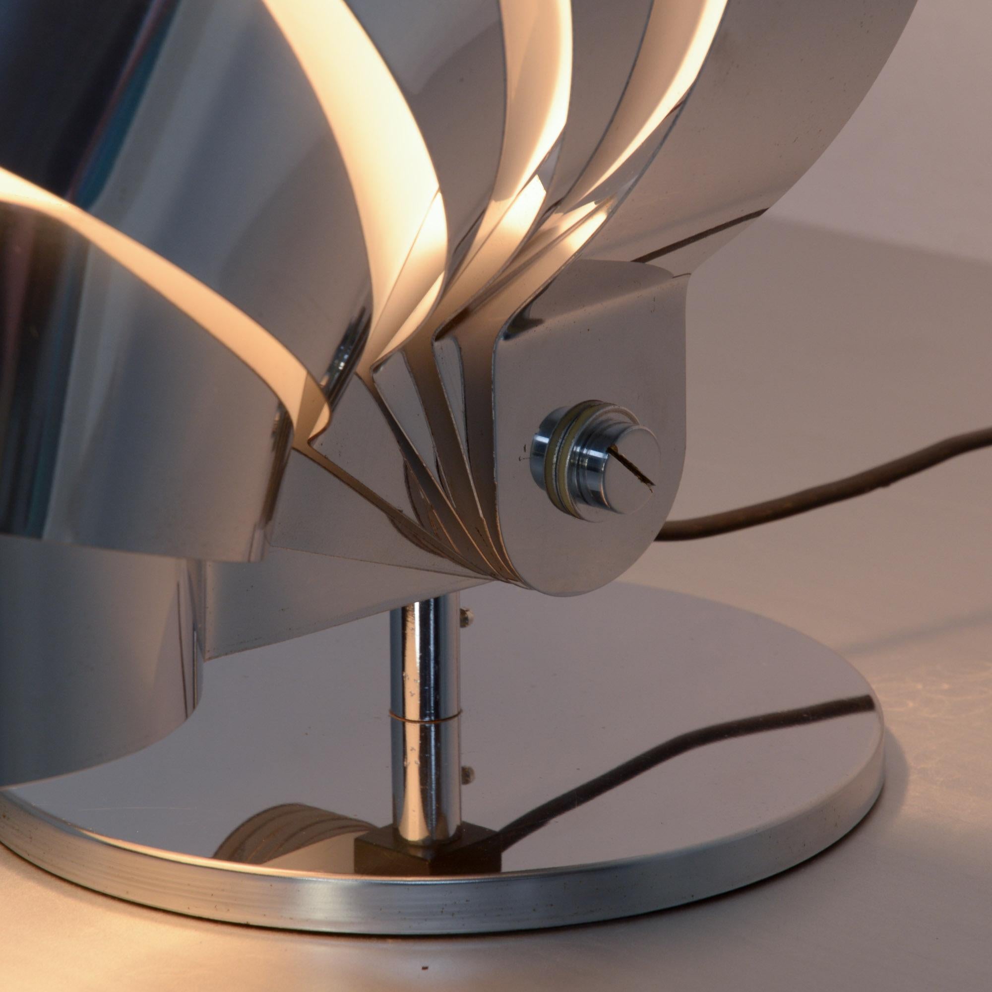 Visor Chrome Table Lamp by E.R. Nele for Temde In Good Condition In Vlimmeren, BE