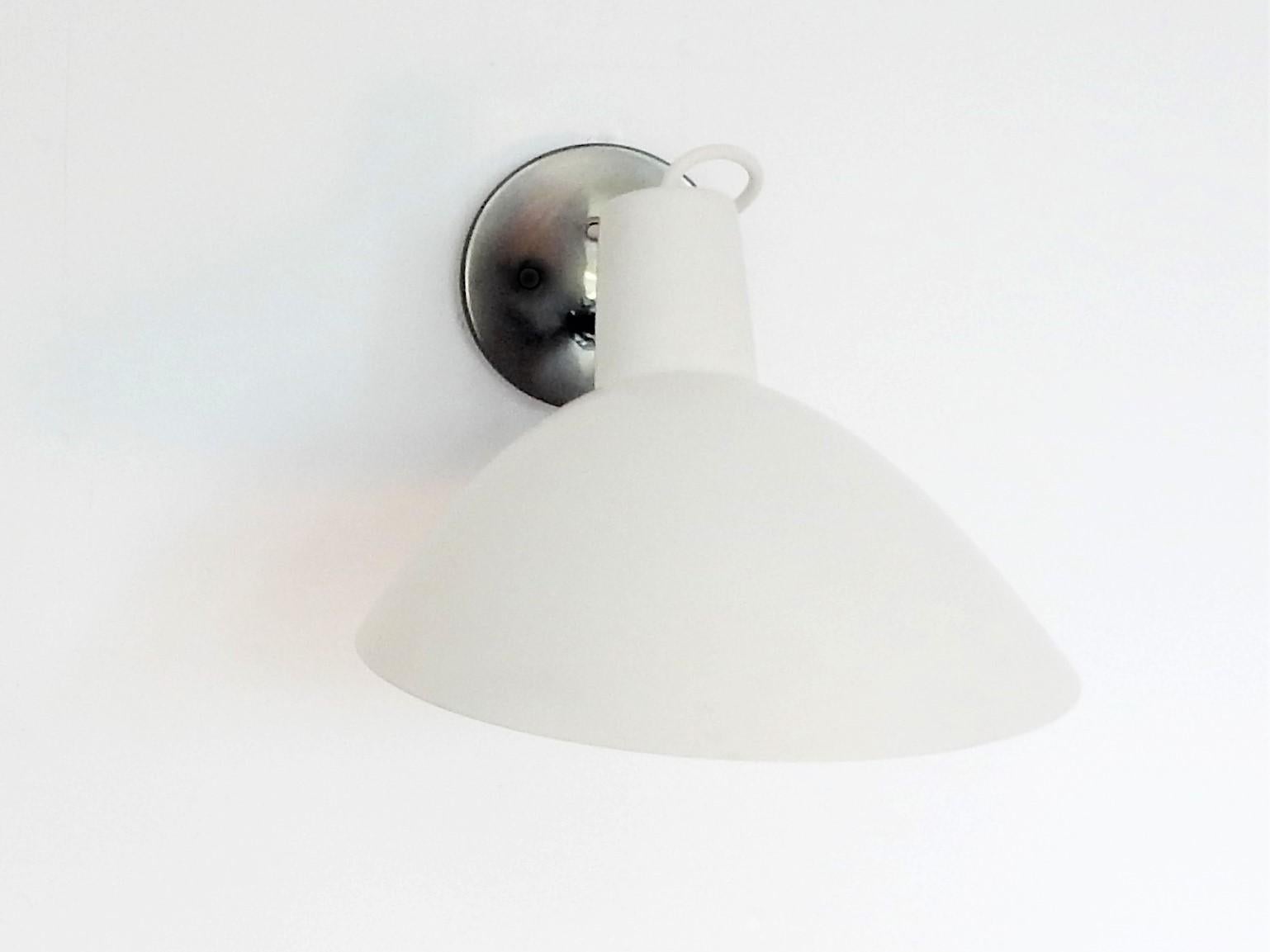 Mid-Century Modern 'Visor' Wall Lamp by Vittoriano Vigano for Arteluce, Italy, 1950s