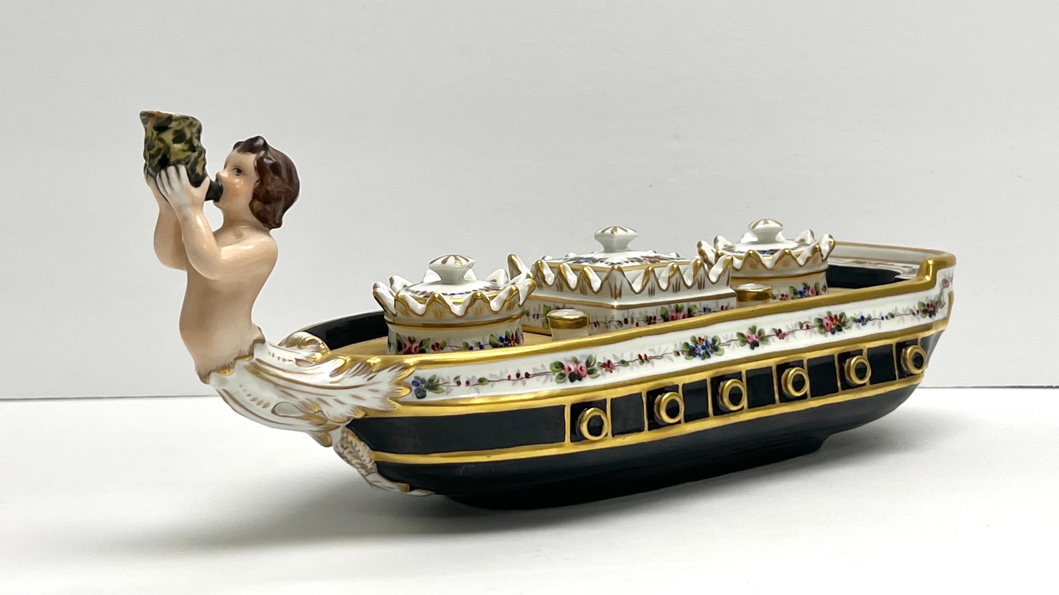 Vista Alegre Porcelain Desk Inkwell For Sale 8