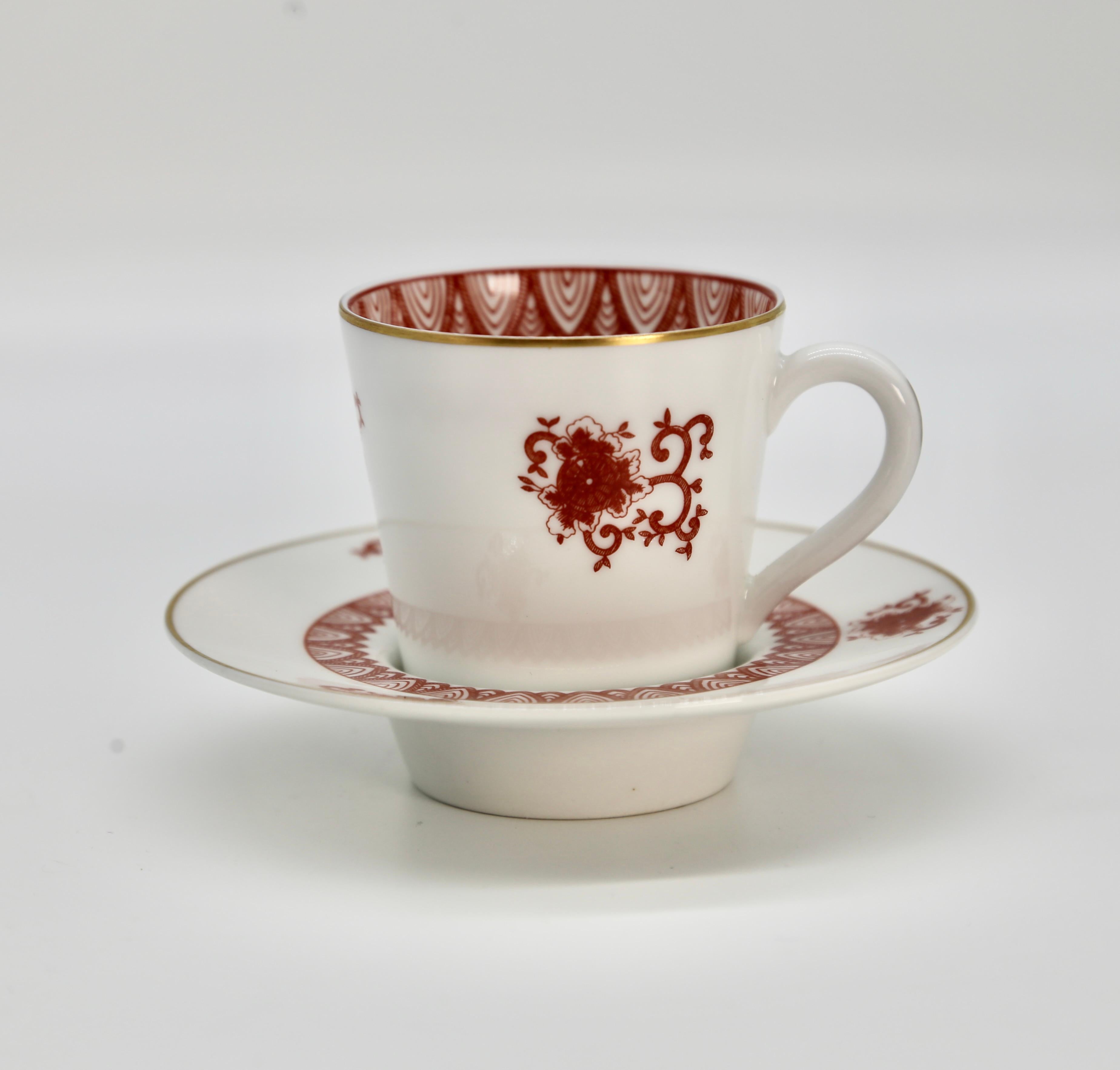 Art Déco Set di 4 tazze e piattini da caffè Demitasse in porcellana portoghese di Vista Alegre del 1920 in vendita