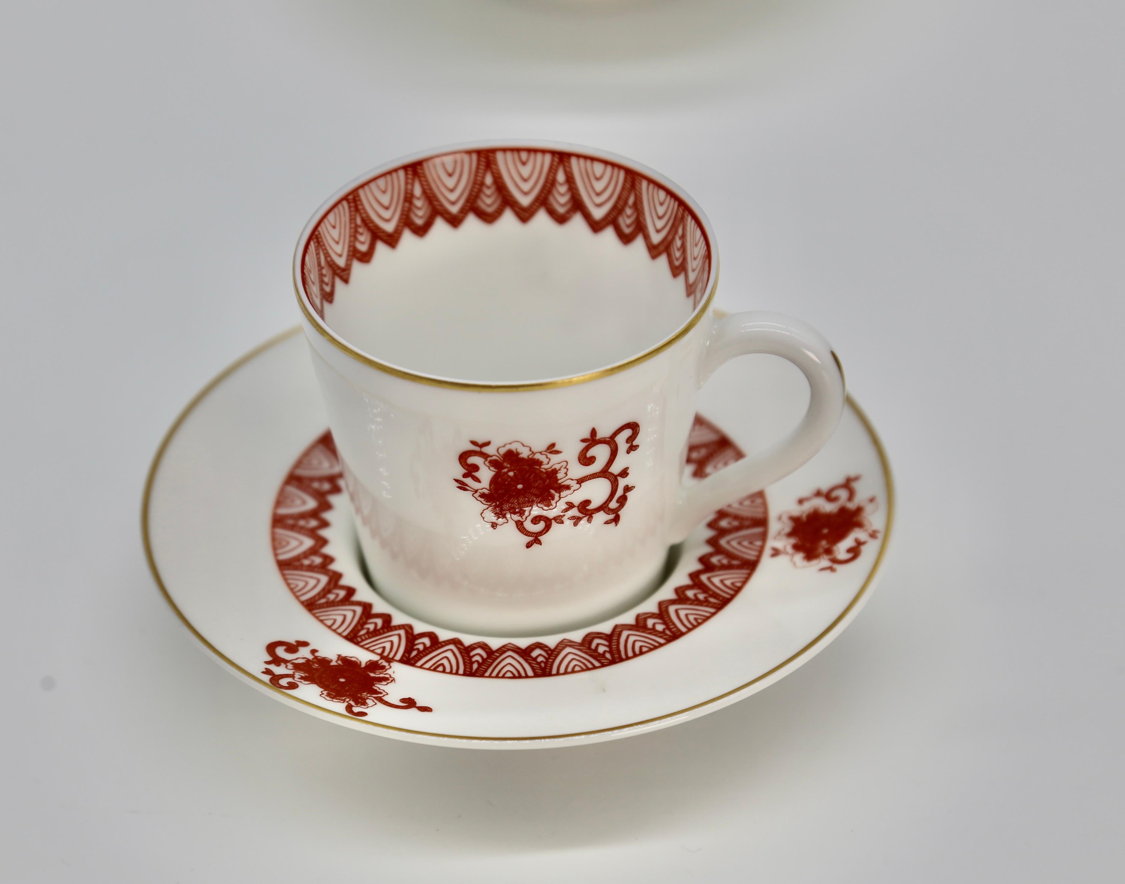 Portoghese Set di 4 tazze e piattini da caffè Demitasse in porcellana portoghese di Vista Alegre del 1920 in vendita