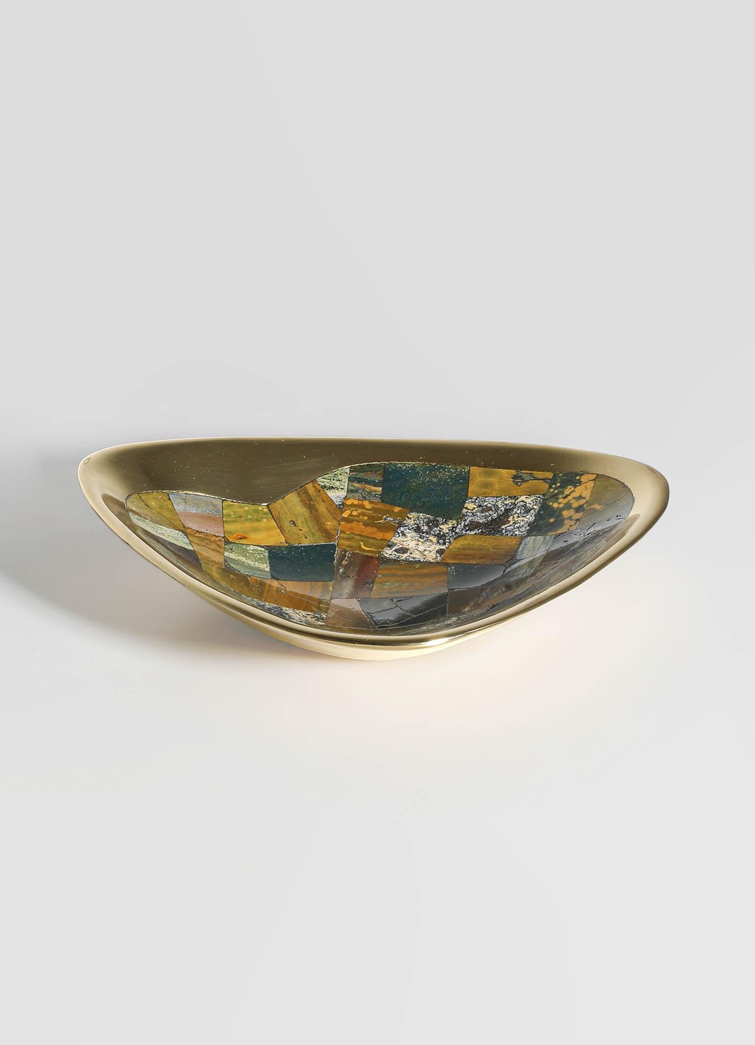 Vista Bowl Small in Brass & Semi Precious Stone, Viya by Vikram Goyal

Crafted from cast brass and adorned with semi-precious stones, this collection pays homage to the diverse hues of Indian landscapes. From the azure blues of oceans and lakes to
