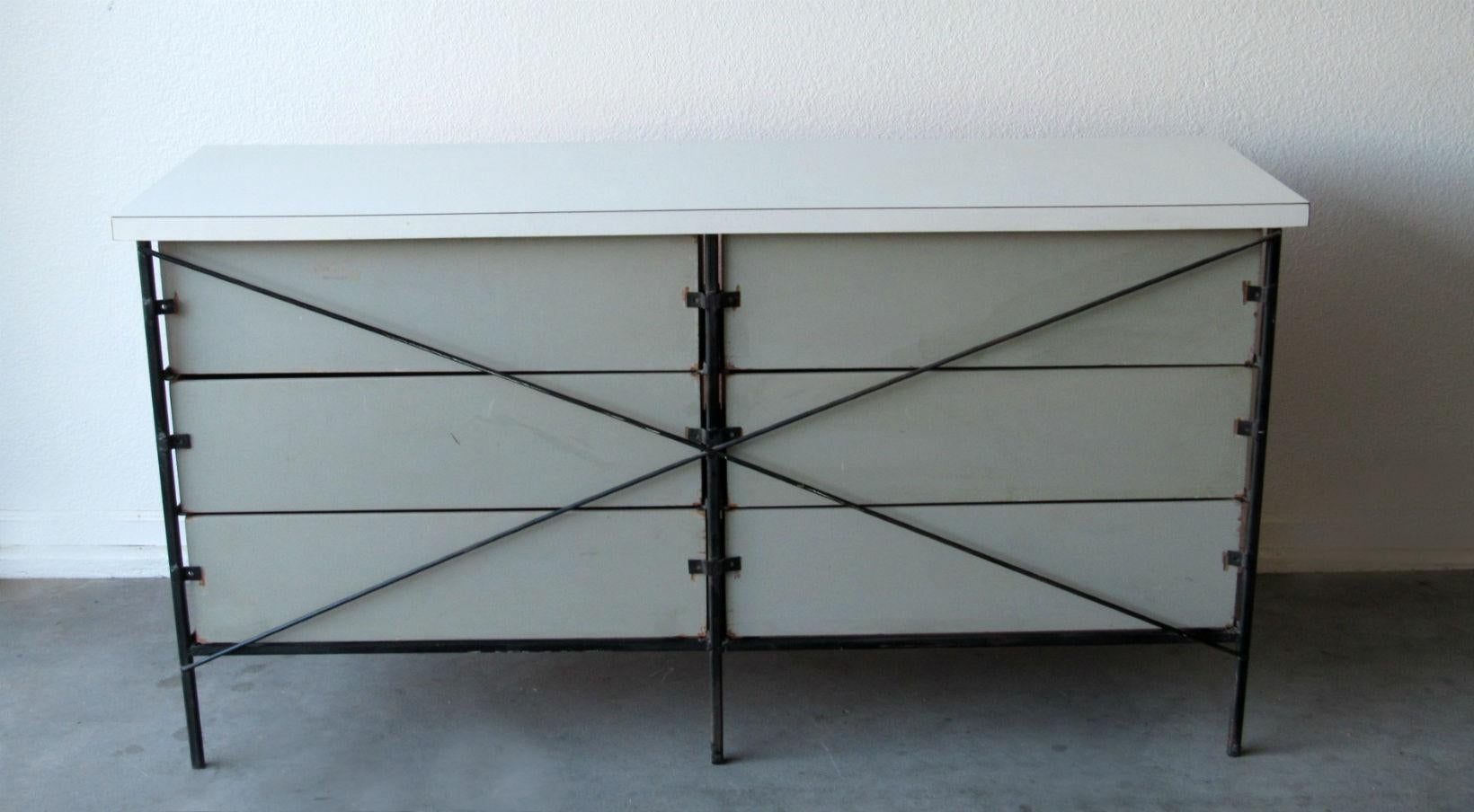 20th Century Mid-Century Modern Nelson Style Chest of Drawers Vista of California For Sale