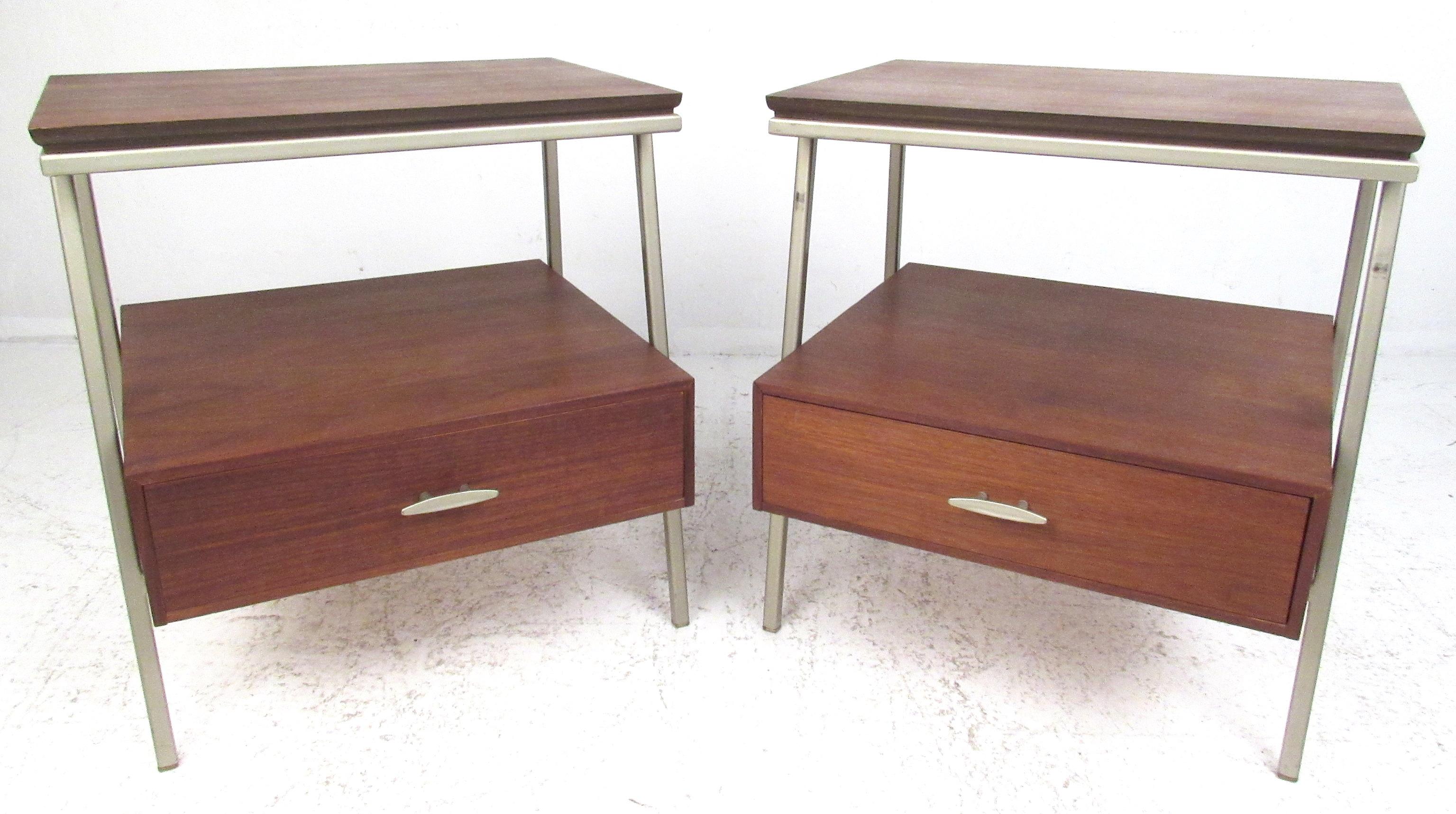 Great pair of Eames Era metal and walnut nightstands or end tables by Vista of California, circa 1960s. Please confirm item location (NY or NJ) with dealer.
