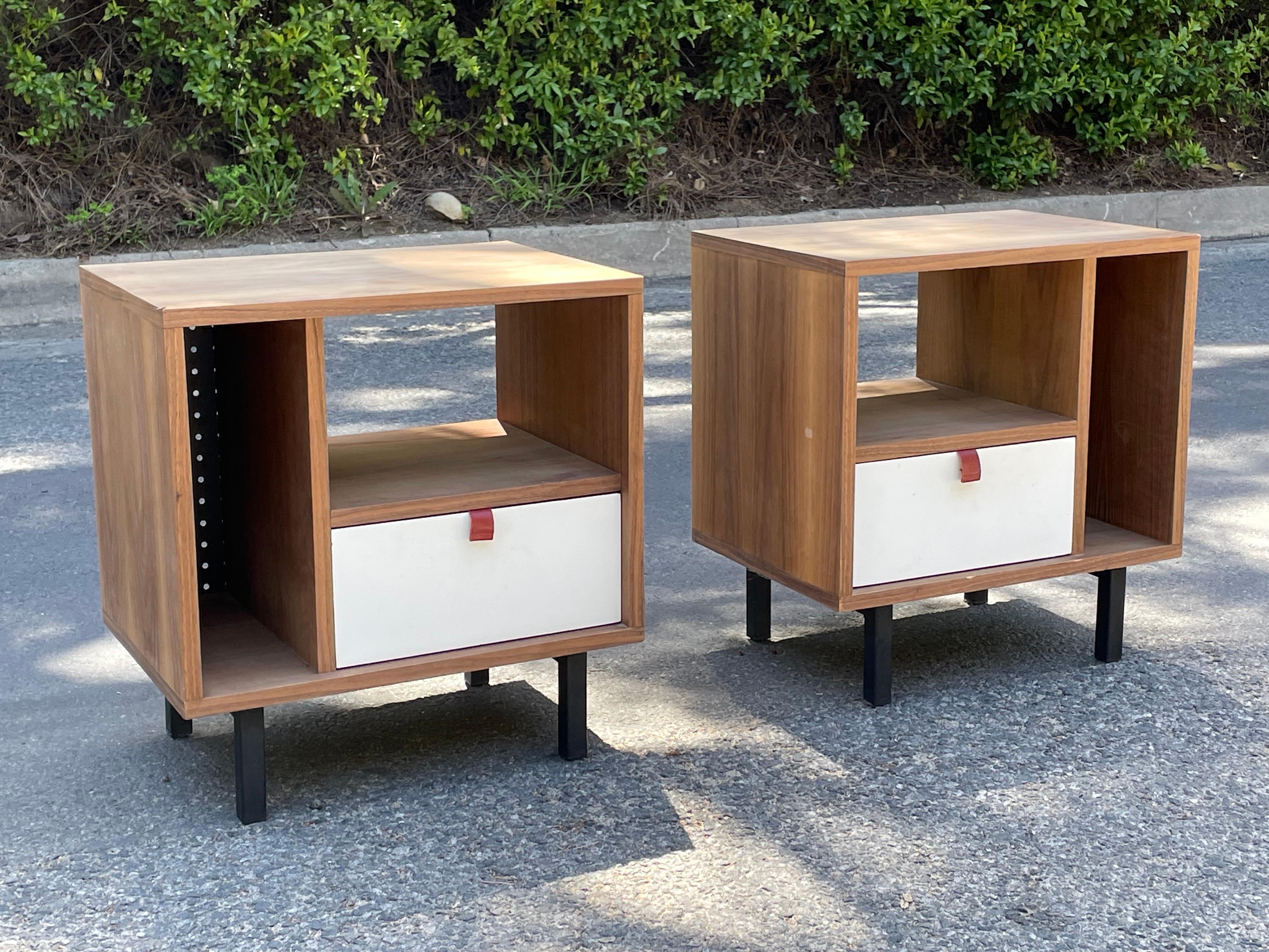 Mid-Century Modern Vista of California Style Mid-Century Nightstands