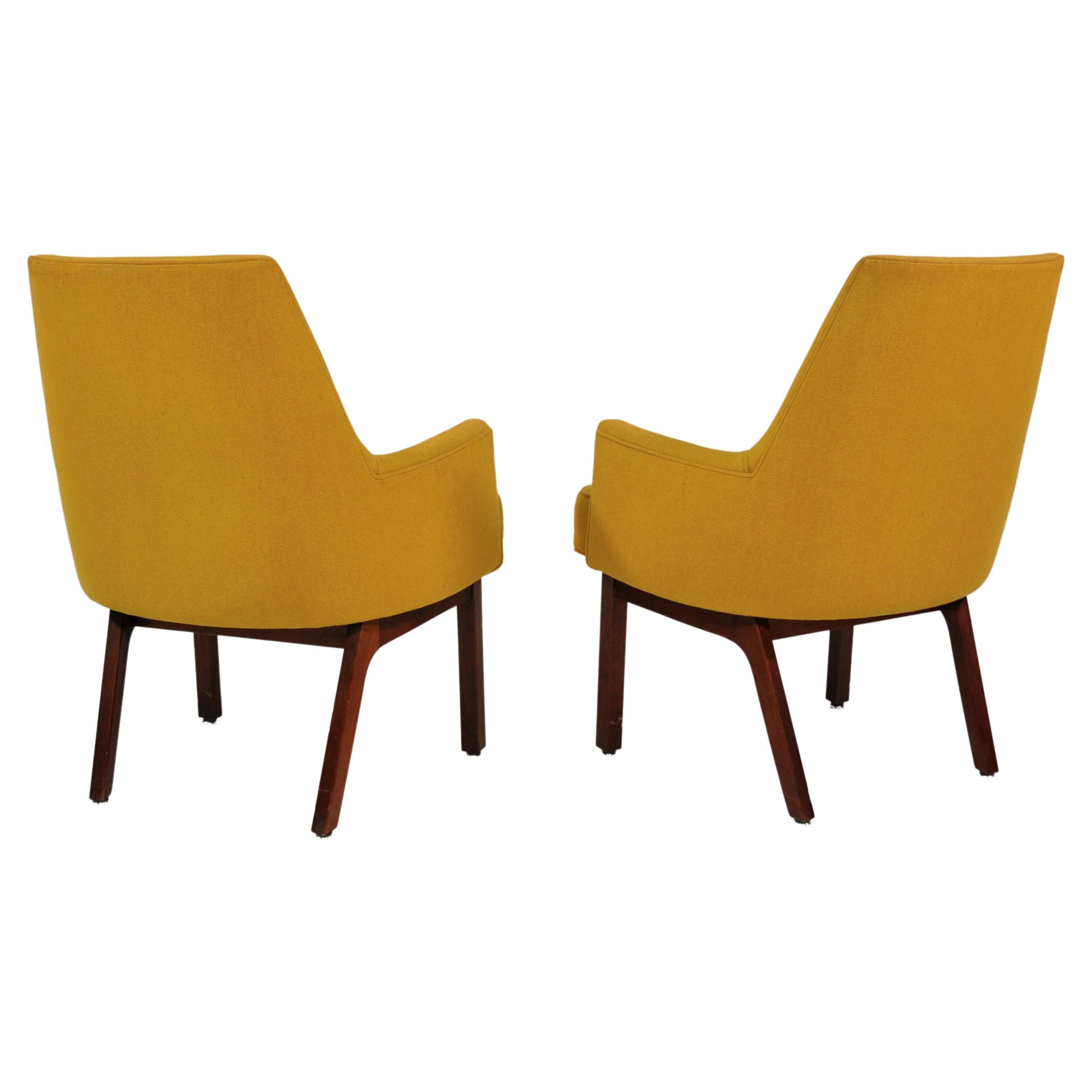 Mid-20th Century Yellow Wool Walnut Lounge Chairs by Vista of California, a Pair