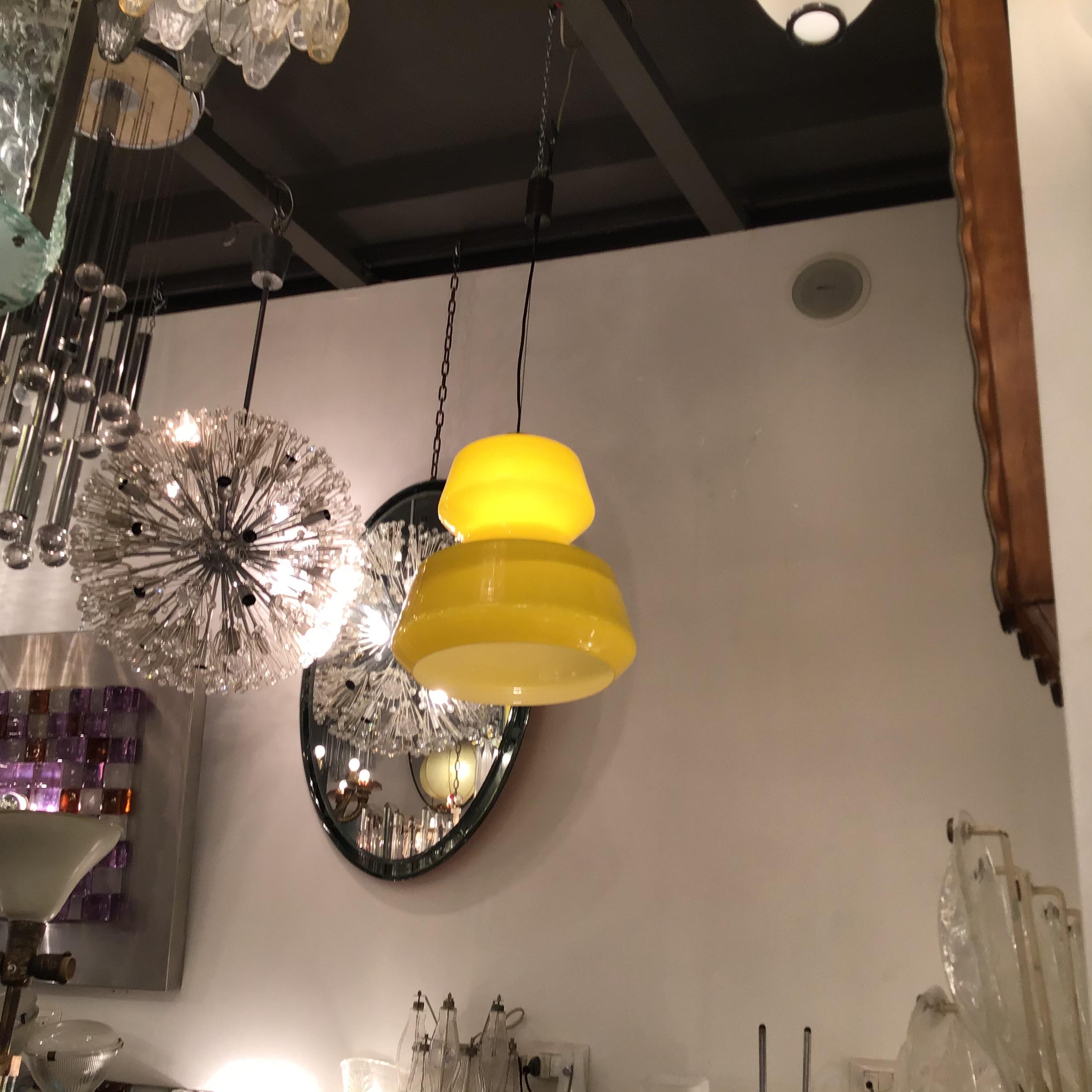 Vistosi Chandelier Murano Glass Brass, 1965, Italy  In Excellent Condition For Sale In Milano, IT