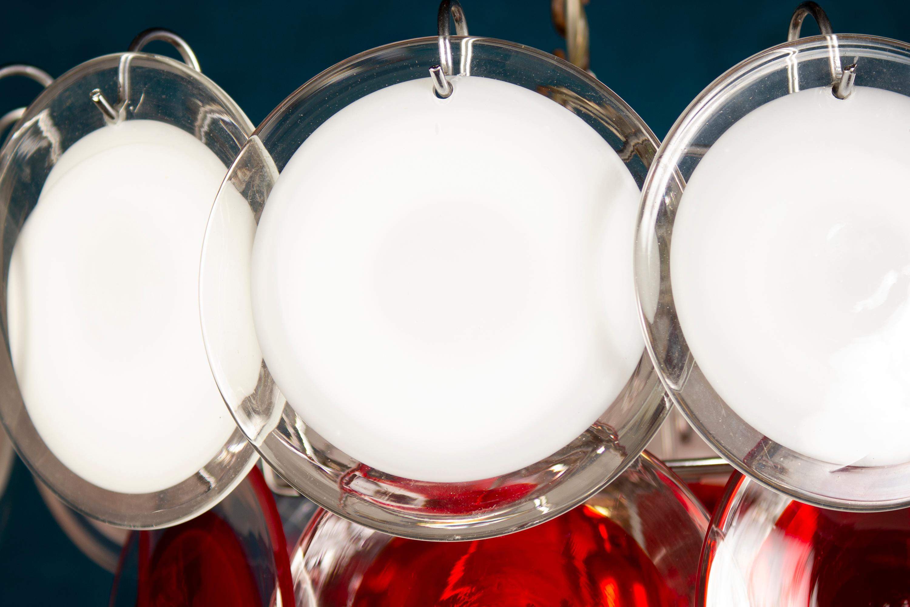 Vistosi Disc White and Red Murano Glass Chandelier, 1970s For Sale 1
