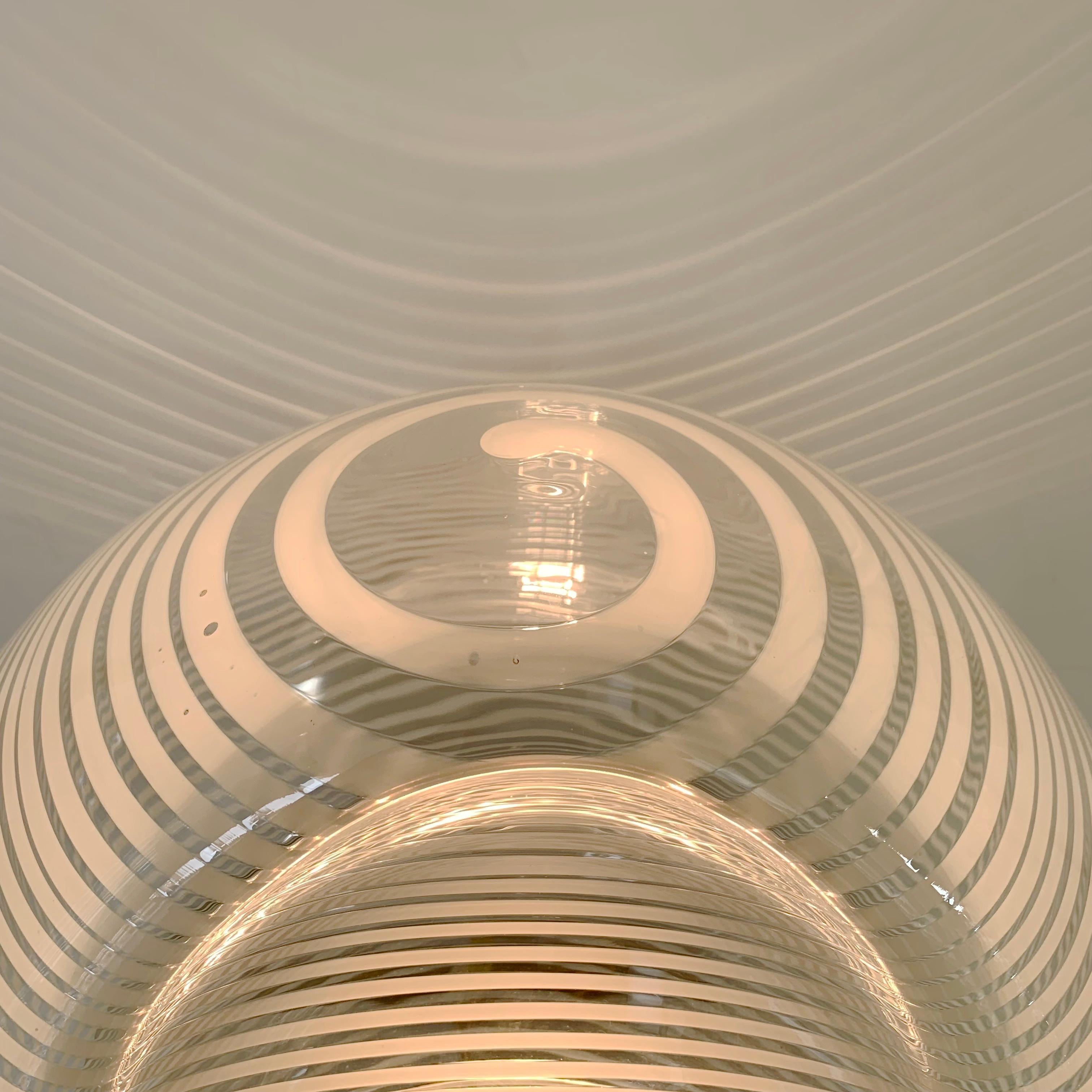 Vistosi Glass Table Lamp, Corba model, circa 1960, Italy. For Sale 5