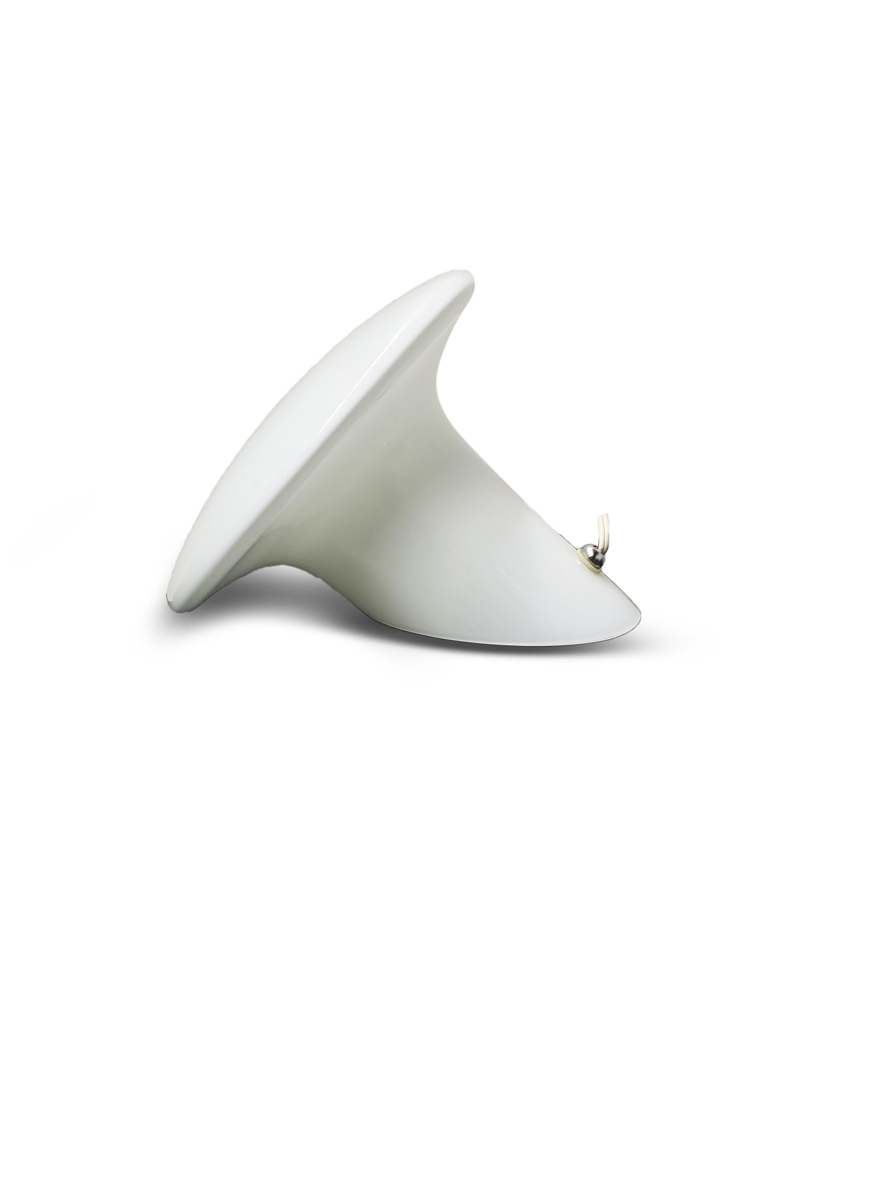Vistosi Italian Murano White Opaline Glass Table Lamp For Sale 4