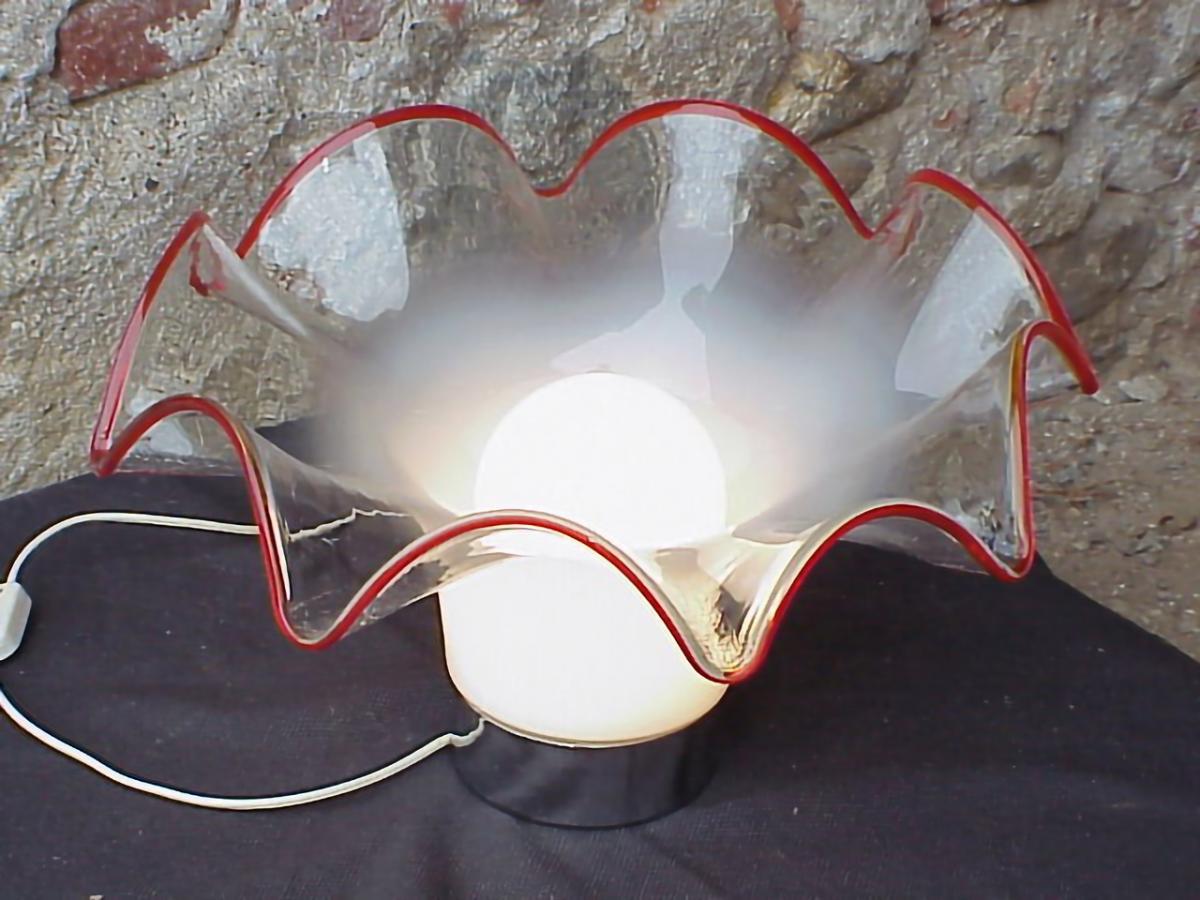 Vistosi Italy Design Lamp in Glass Lattimo Vintage Years 70 In Excellent Condition For Sale In Biella, IT