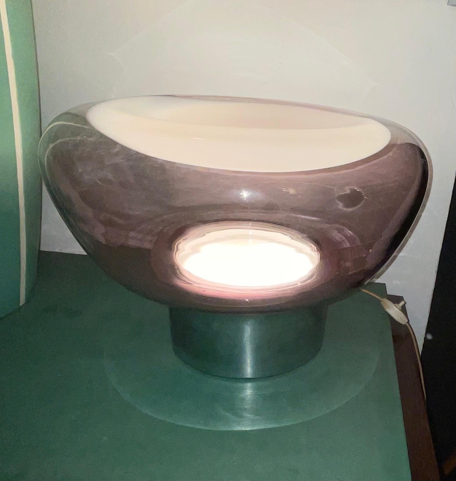 Autre VISTOSI- Lampe en verre de Murano et base en acier - Made in. Italie 1970 en vente