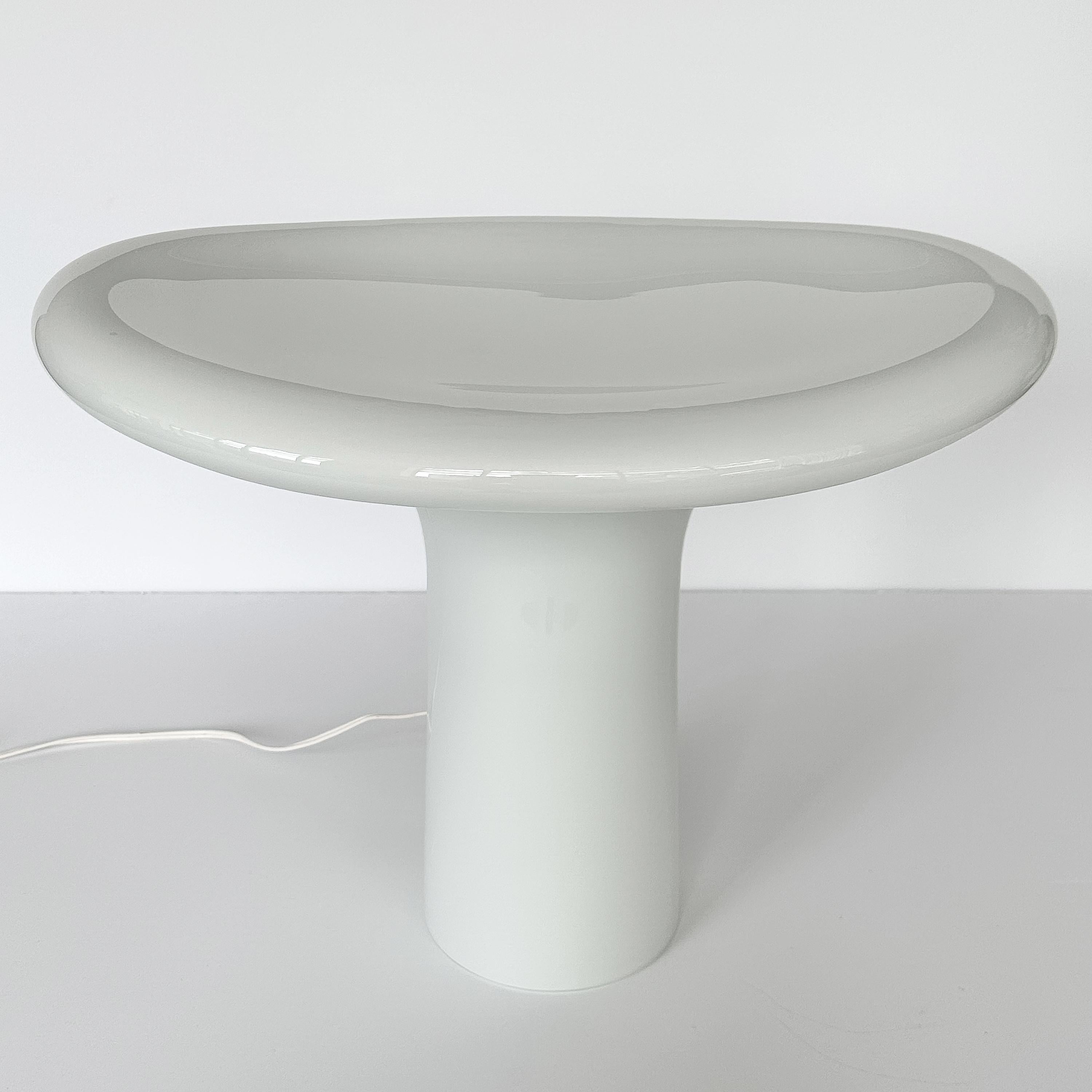Italian Vistosi Large Mushroom Table Lamp by Gino Vistosi
