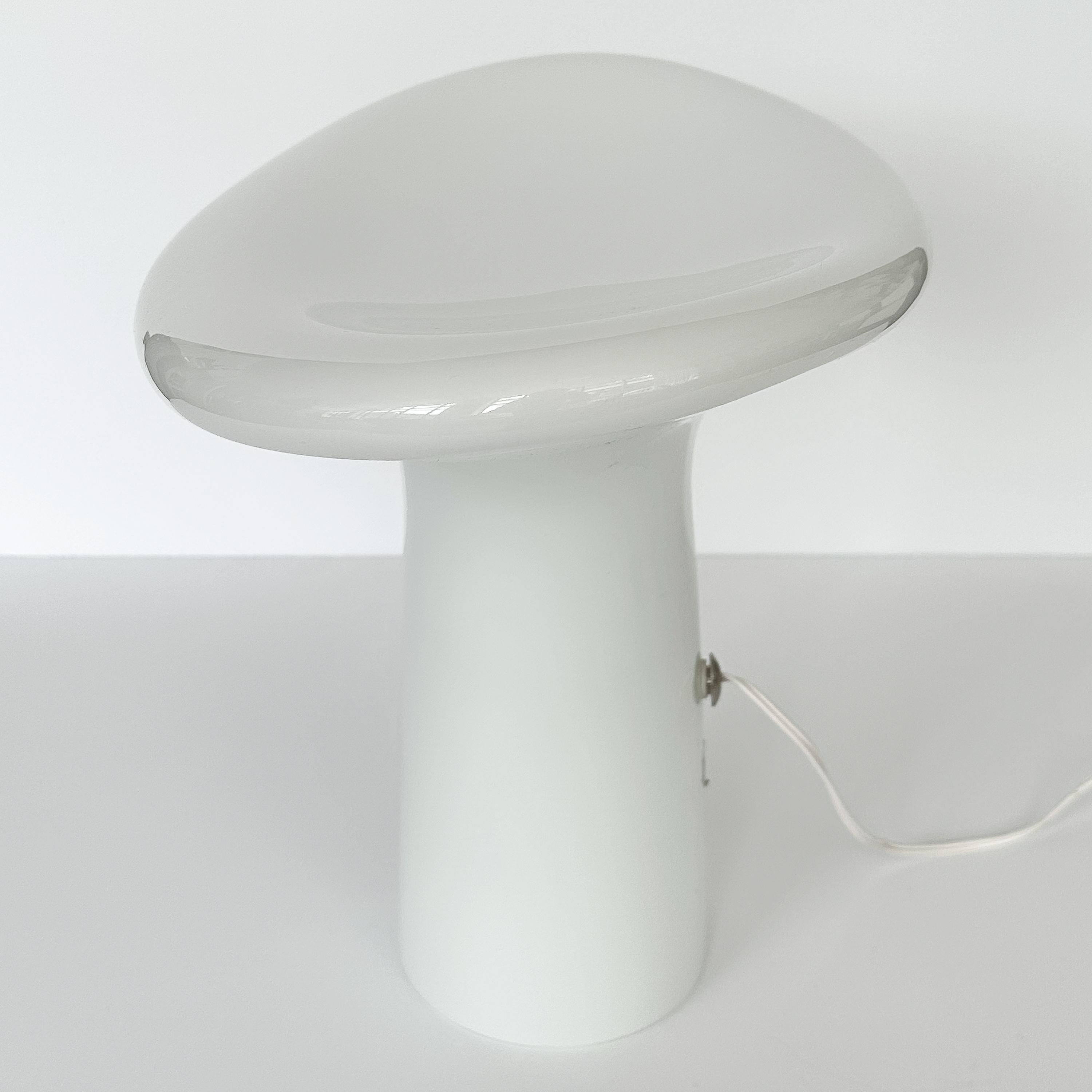Vistosi Large Mushroom Table Lamp by Gino Vistosi 2