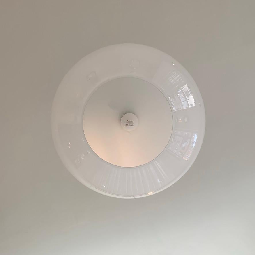 Vistosi Large Onion Shaped Pendant Lamp, circa 1960, Italy. For Sale 3