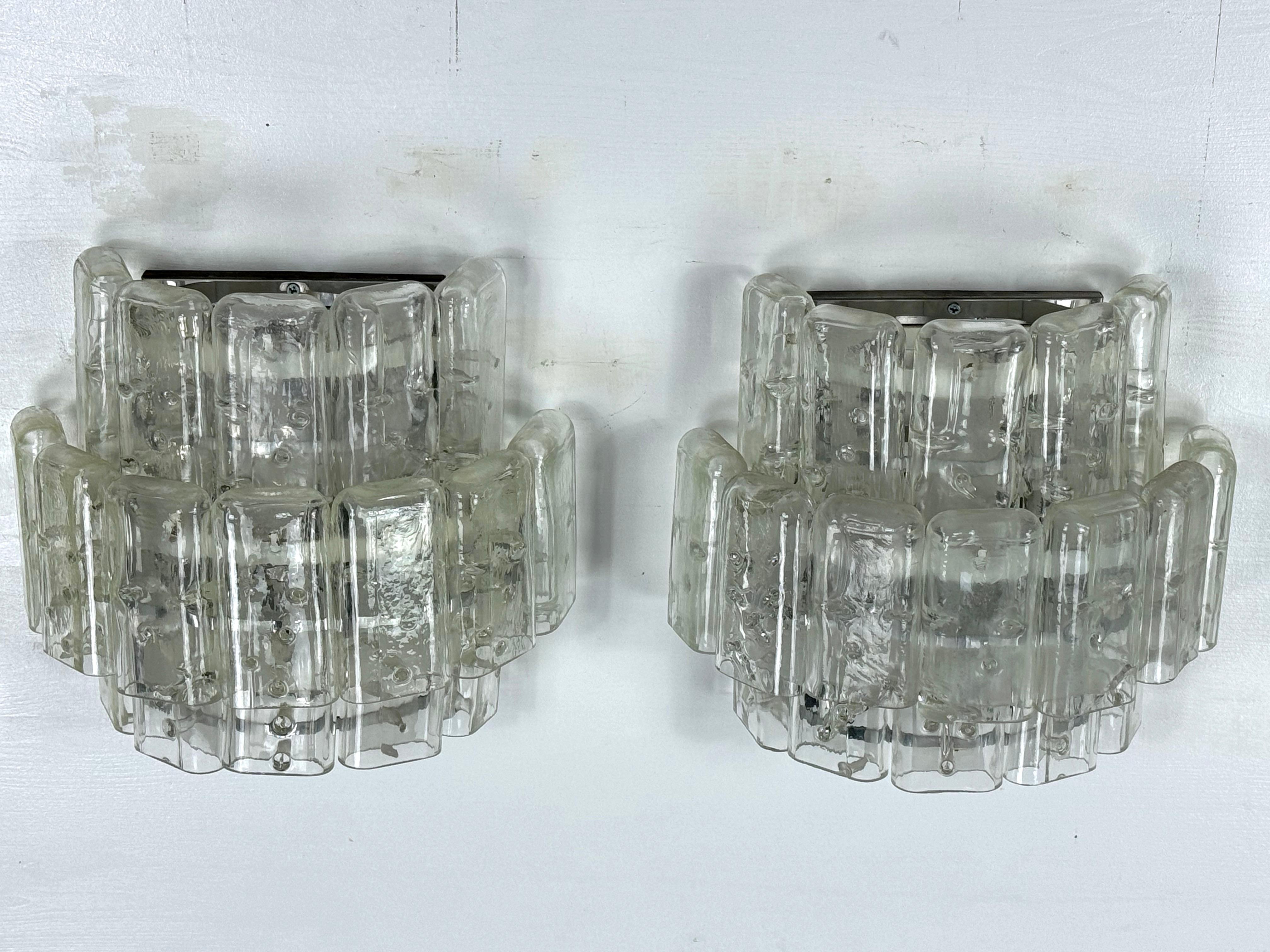 Vistosi, set di quattro grandi appliques in vetro di Murano trasparente. Italy 197 in vendita 1