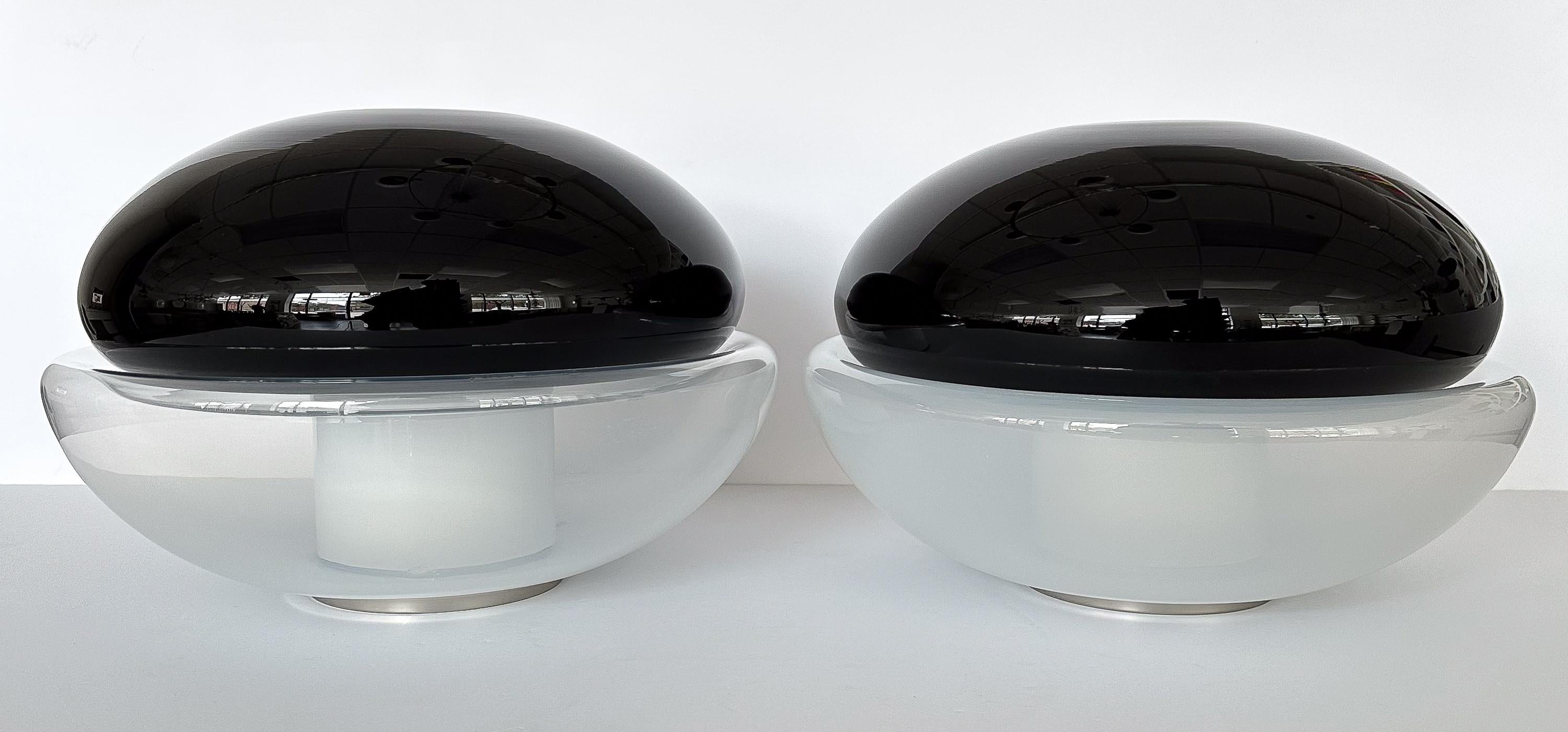Vistosi „Traro“ Tischlampen aus schwarzem und weißem Glas von Michael Red im Angebot 3