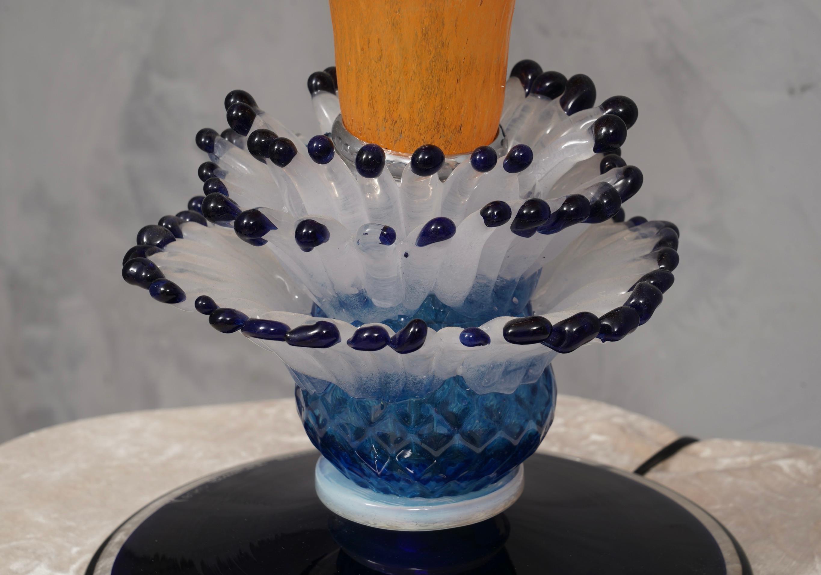 Vistosi Murano Orange-Gelb und Blau Kunstglas Farbe Tischlampe, 2006 (21. Jahrhundert und zeitgenössisch) im Angebot