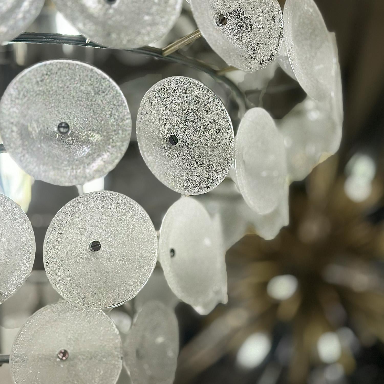 Vistosi Murano Pulegoso Glass Cup and Chrome Tiered Chandelier 1970s In Good Condition For Sale In New York, NY