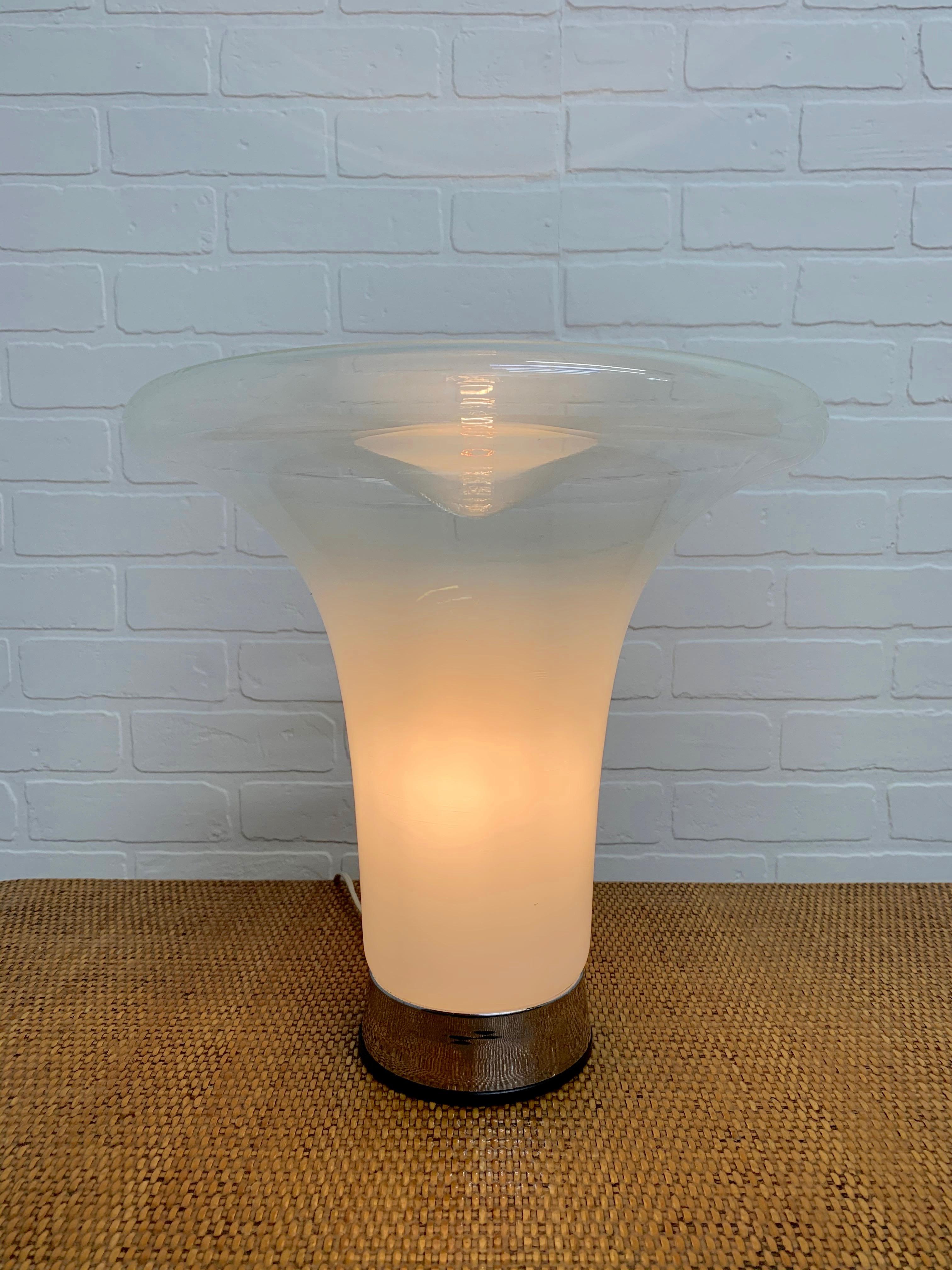 20th Century  Angelo Mangiarotti Lesbo Table Lamp for Artemide Italian Blown Glass 1960s