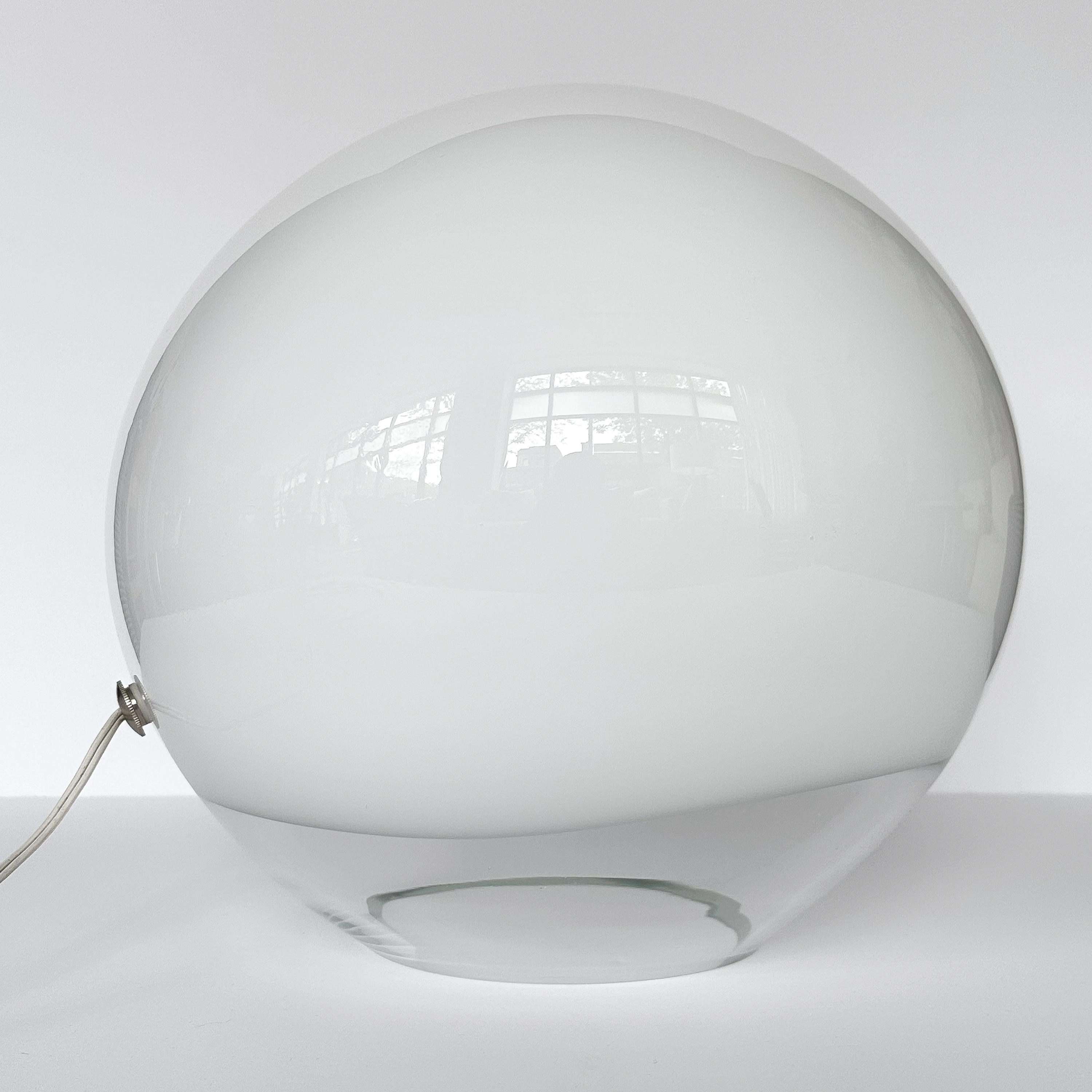 Vistosi Nessa Table Lamp Model L283 by Gino Vistosi 3
