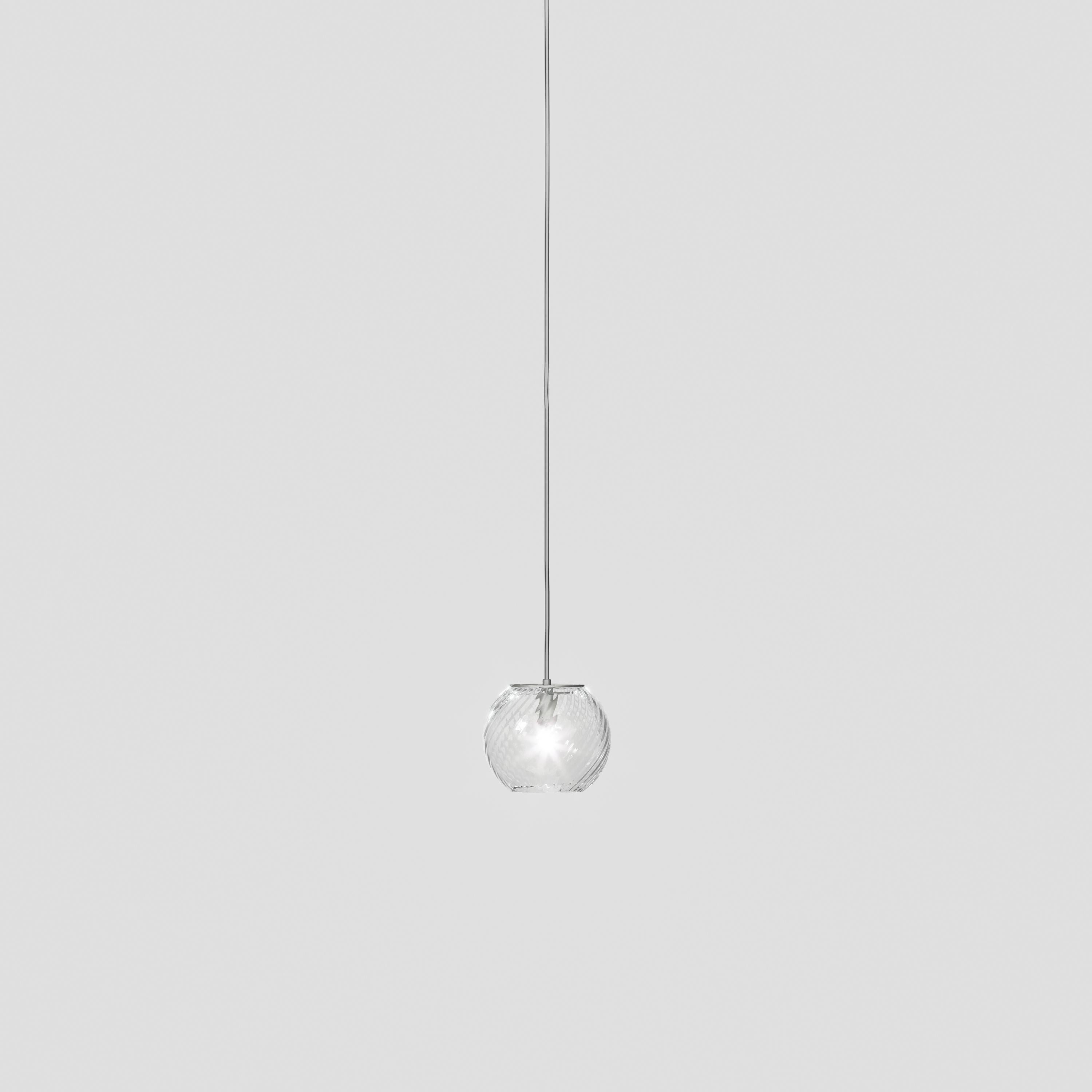 Spherical blown glass elements available in four sizes and two decorations, with and without lighting source. The special design allows the installation of more vertical glass elements and infinite custom combinations.

Light Source: 
1x60W G9.
 