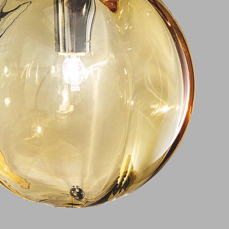 Vistosi Pendant Light in Amber Transparent Glass And Matt Gold Frame In New Condition For Sale In Mogliano Veneto, Treviso
