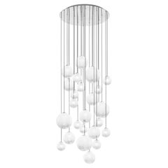 Vistosi Puppet Pendant Light in vetro bianco sfumato e montatura cromata lucida