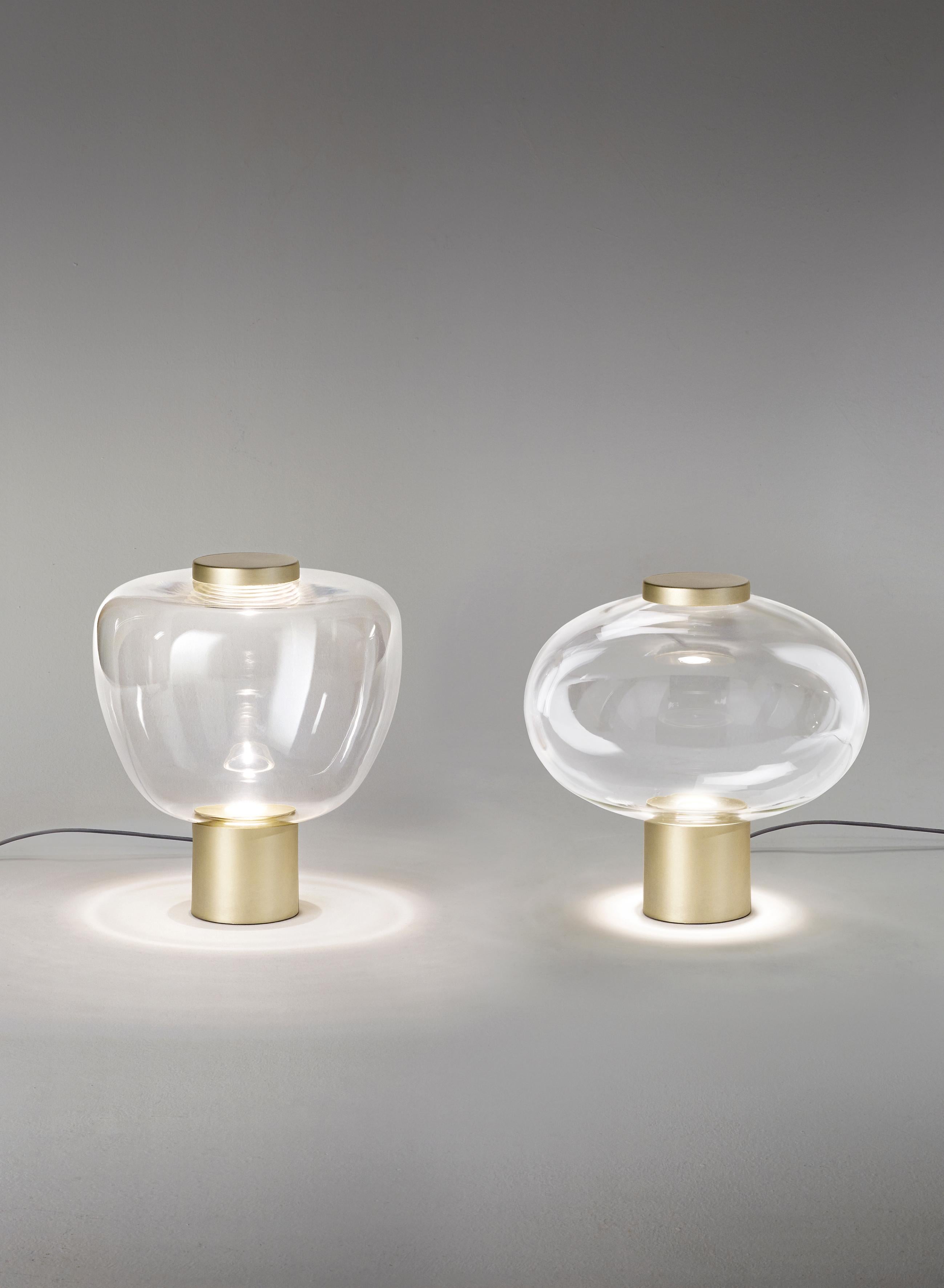 Italian Vistosi Riflesso Table Lamp in Crystal Transaprent Glass And Matt Gold Frame For Sale