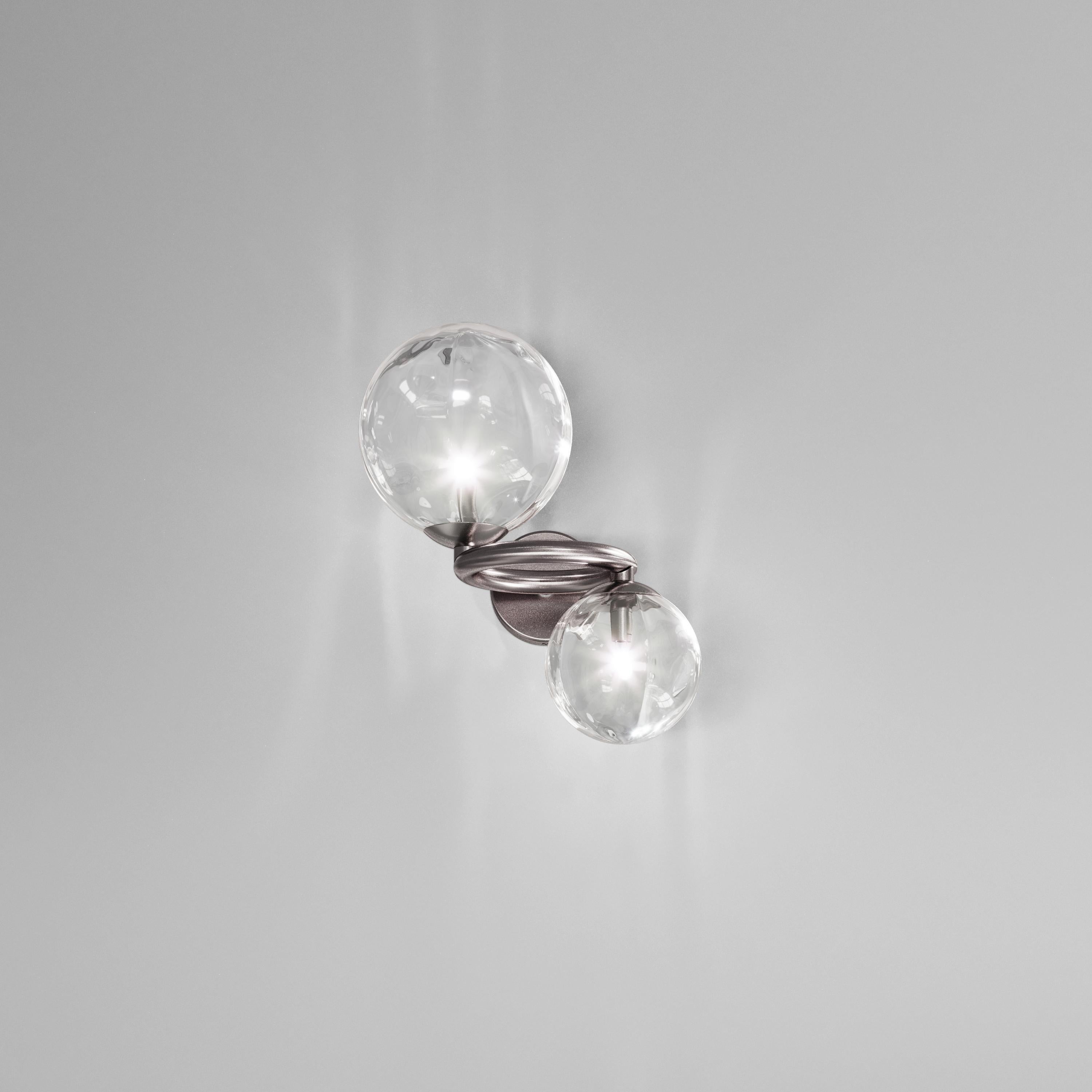 Italian Vistosi Sconce Light in Crystal Transparent Glass And Matt Black Nickel Frame For Sale