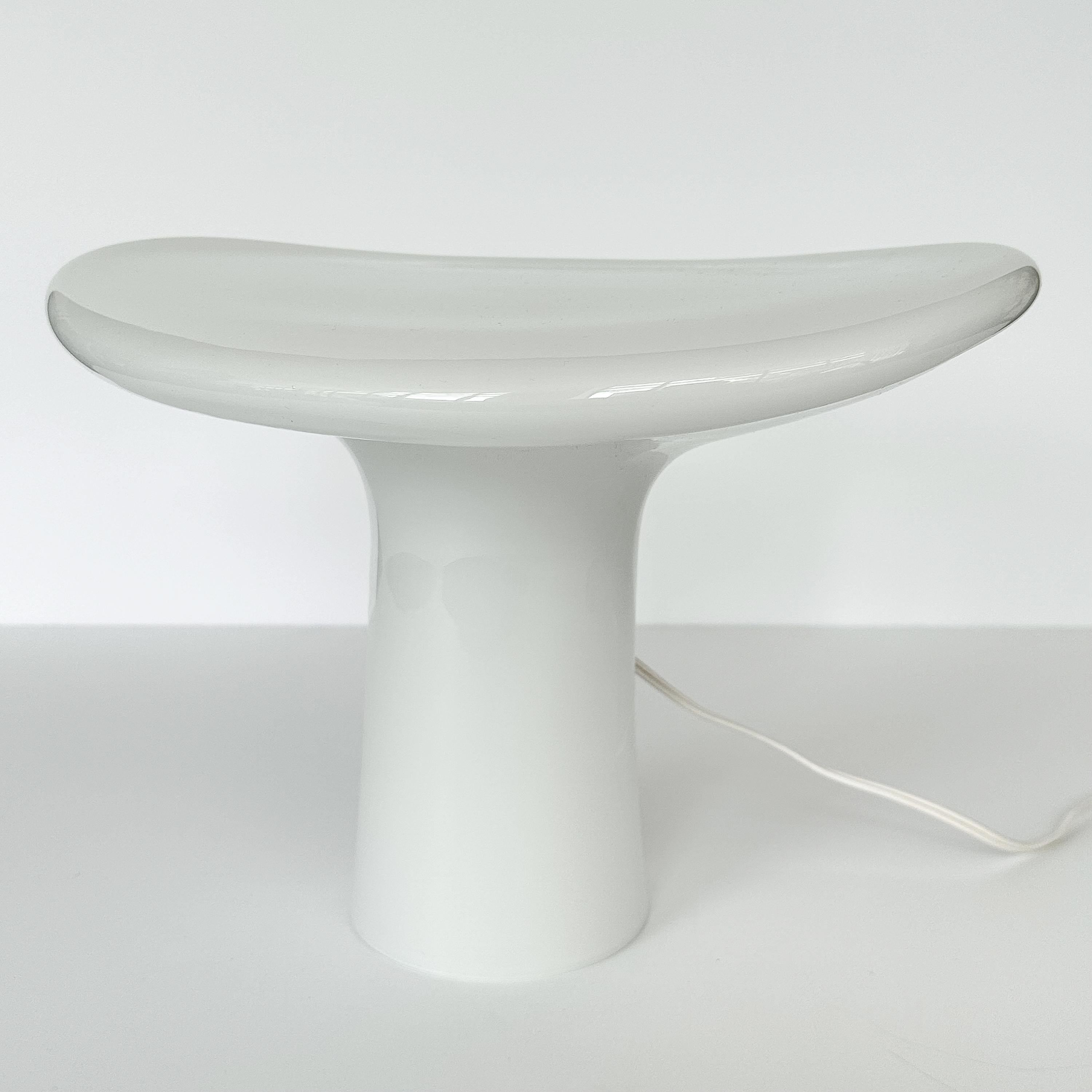 Italian Vistosi Small Mushroom Table Lamp by Gino Vistosi