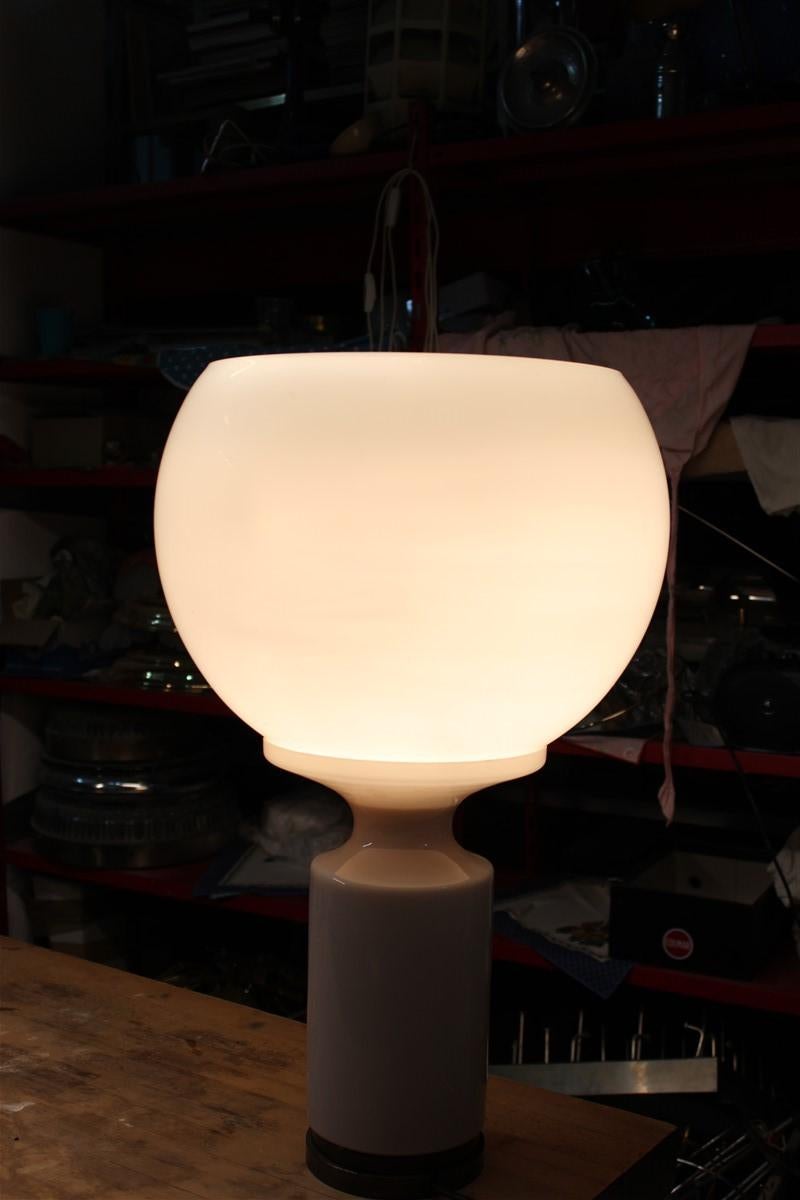 Vistosi style table lamp Italian design Murano glass ball white pink brass.
1-light bulb E27 max 100 watt.