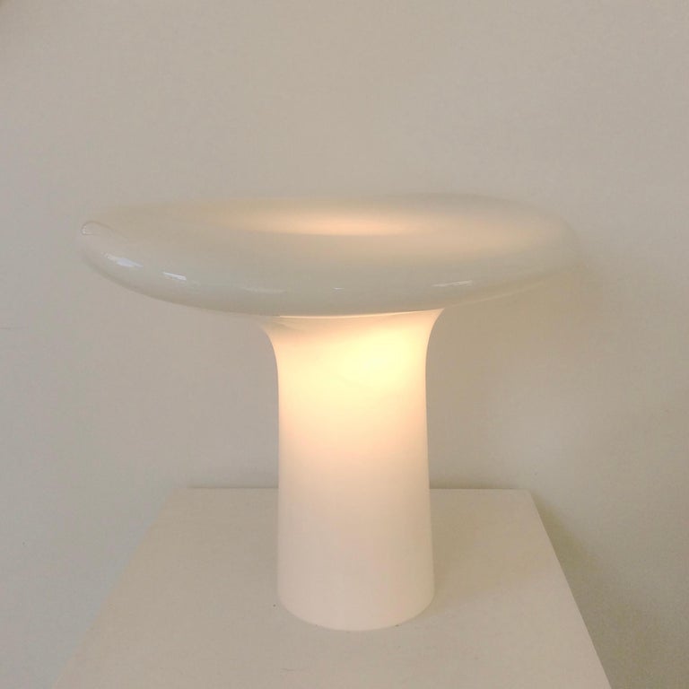 Vistosi Table Lamp in White Glass, circa 1960, Italy 2