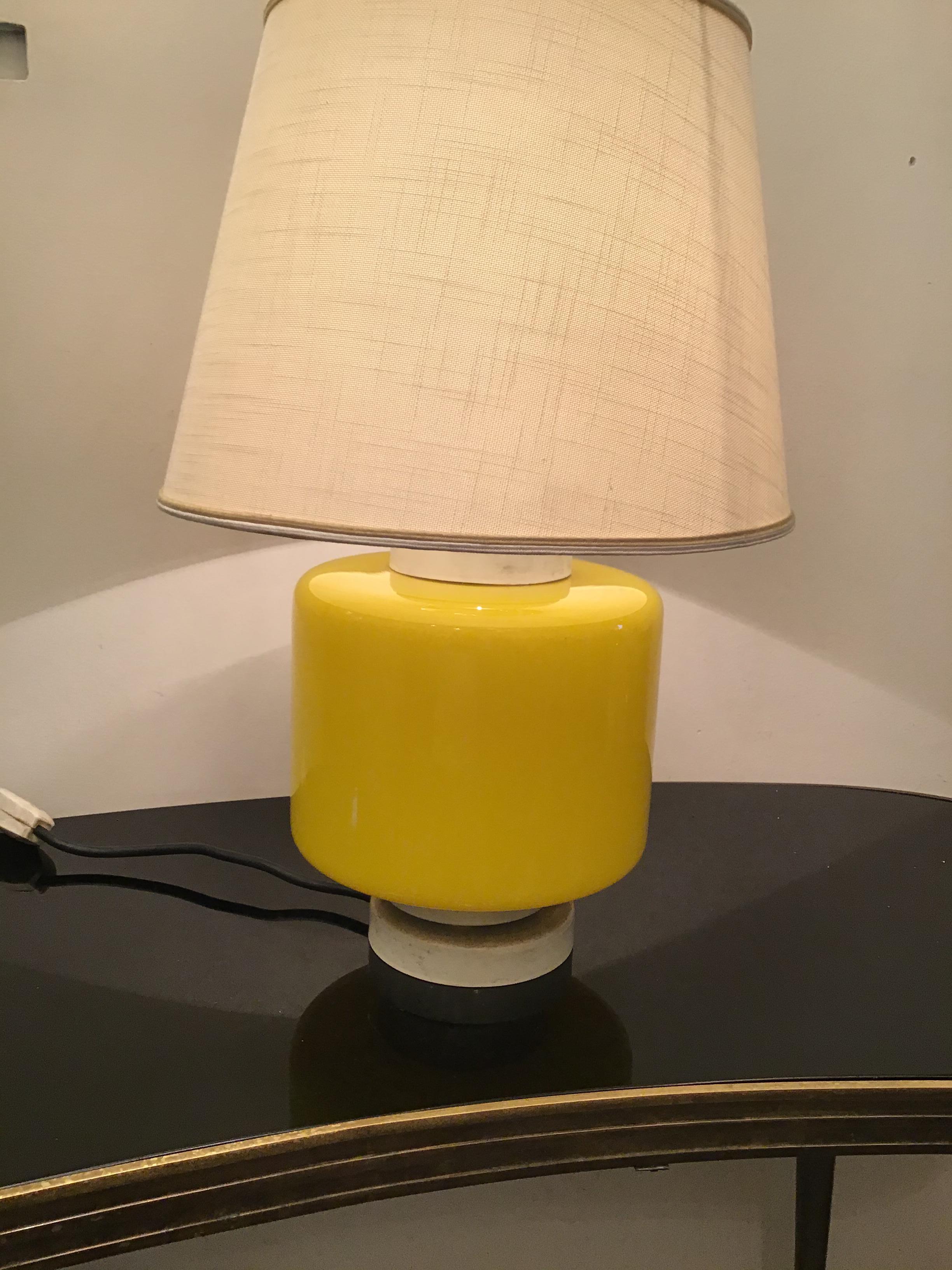 Vistosi Lámpara de sobremesa de cristal de Murano Pantalla de tela metálica 1960 Italia en venta 11