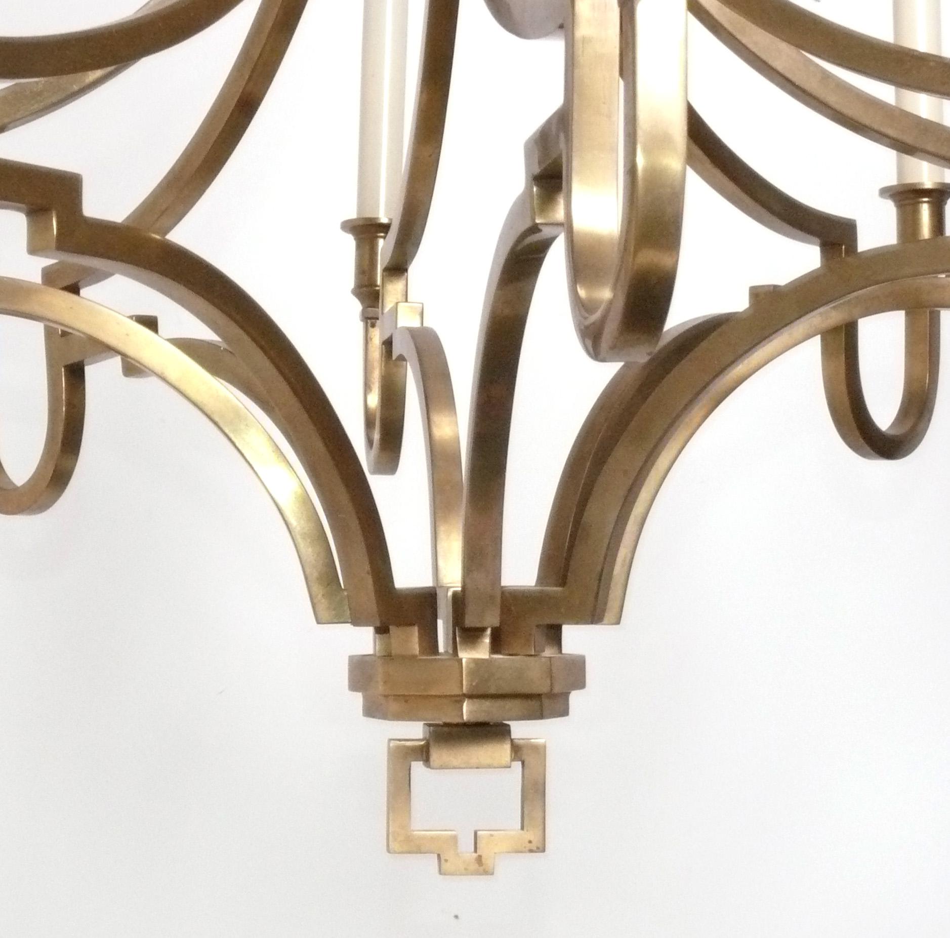 Regency Revival Visual Comfort Chapman Model Antiqued Brass Chandelier For Sale
