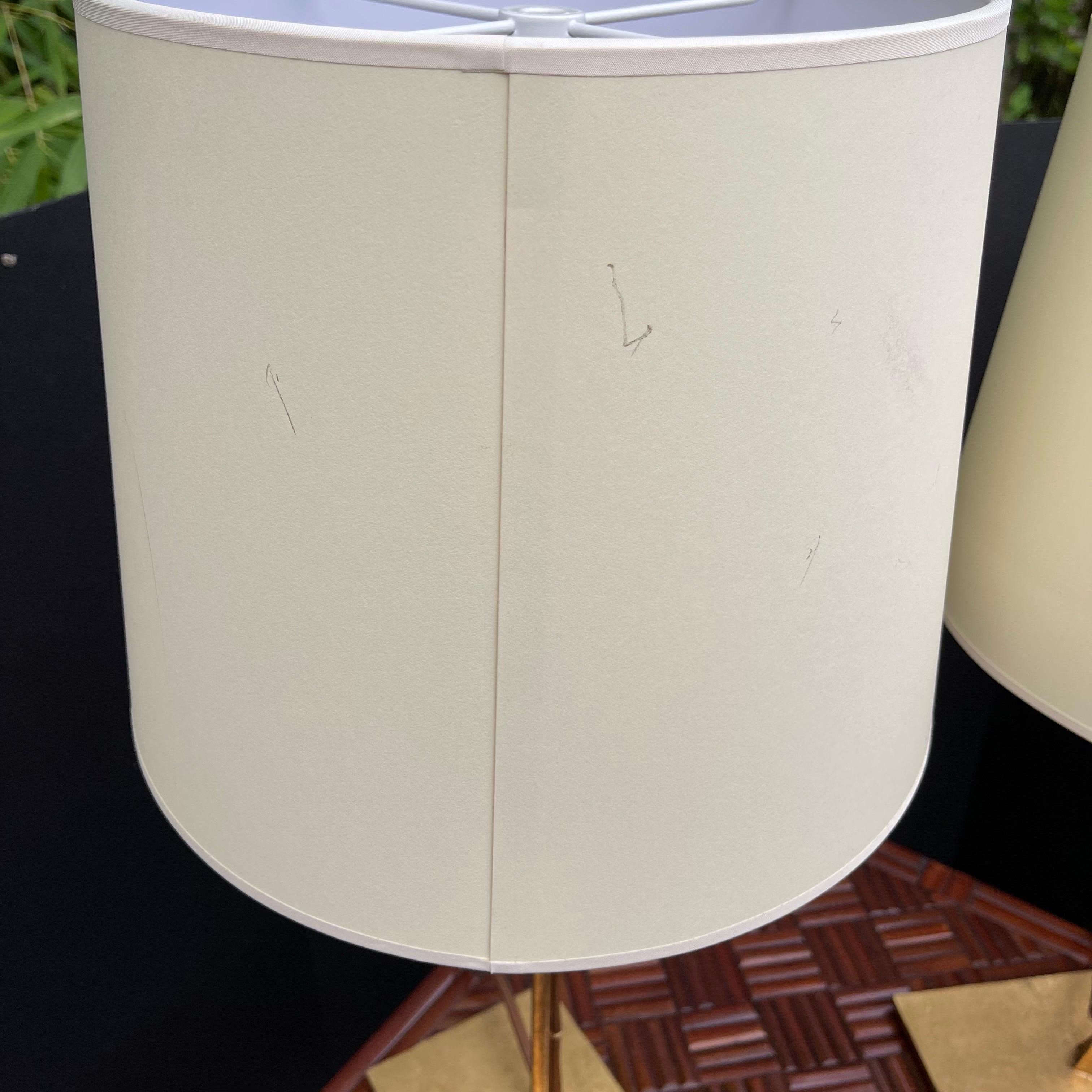 Visual Comfort Lampe de table Dauphine en fer doré, une paire en vente 5