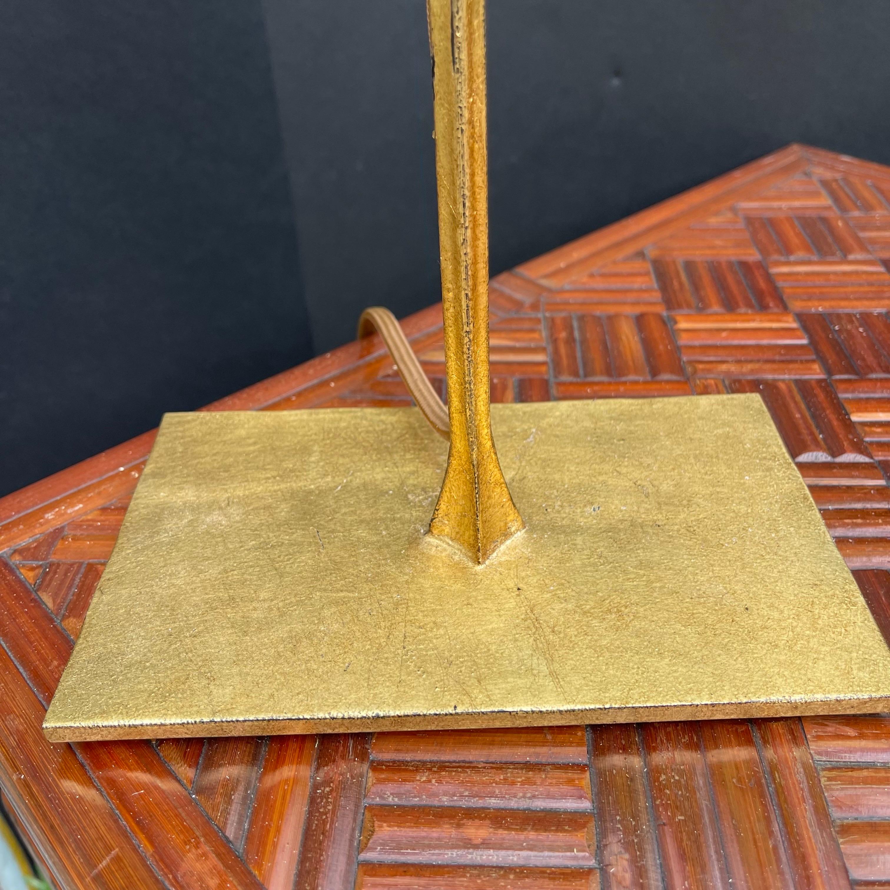 Visual Comfort Lampe de table Dauphine en fer doré, une paire en vente 1