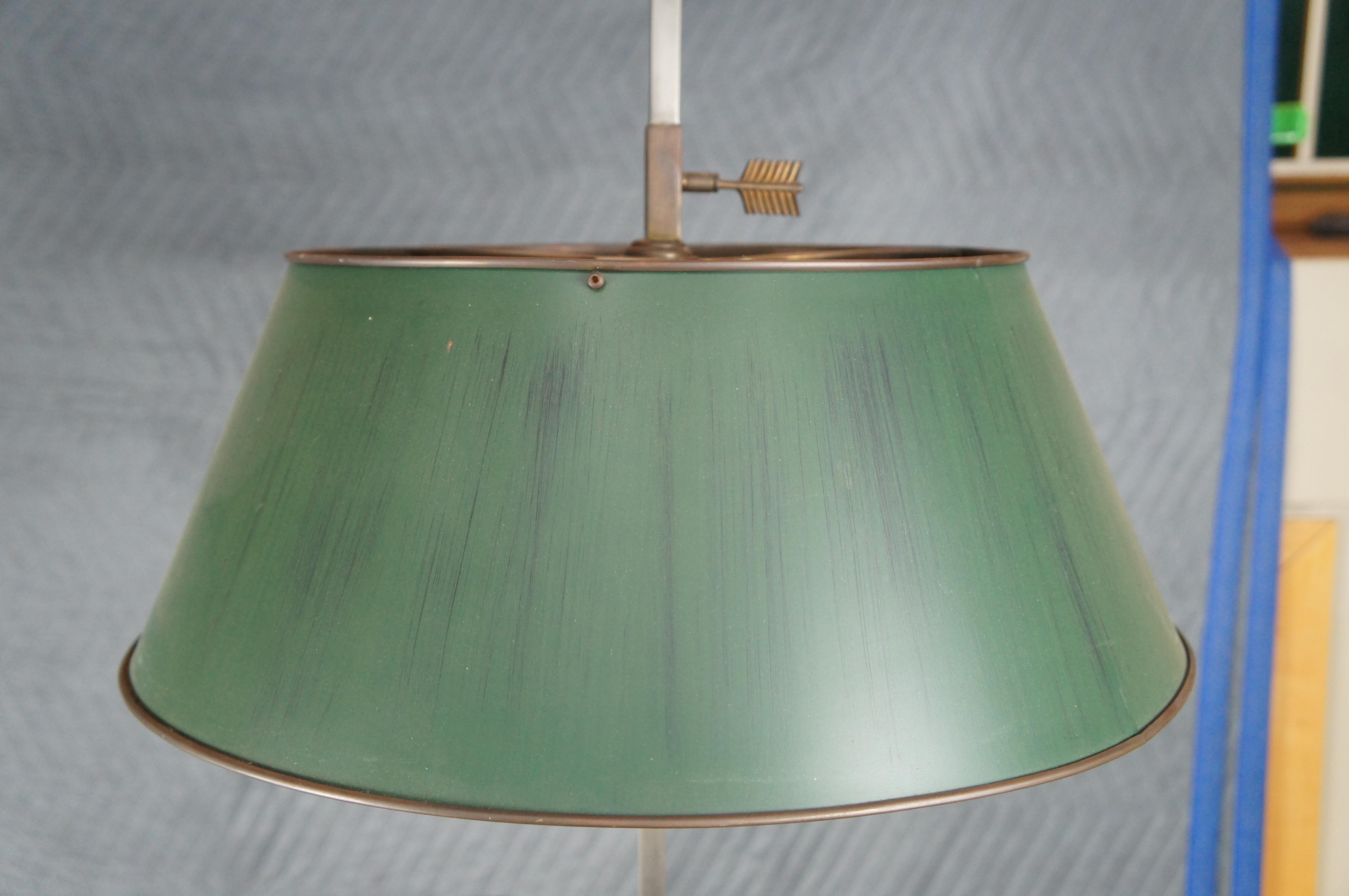 Französische Bouillotte-Messing-Kandelaber-Tischlampe mit 4 Armen und Tole-Schirm, Visual Comfort (20. Jahrhundert) im Angebot
