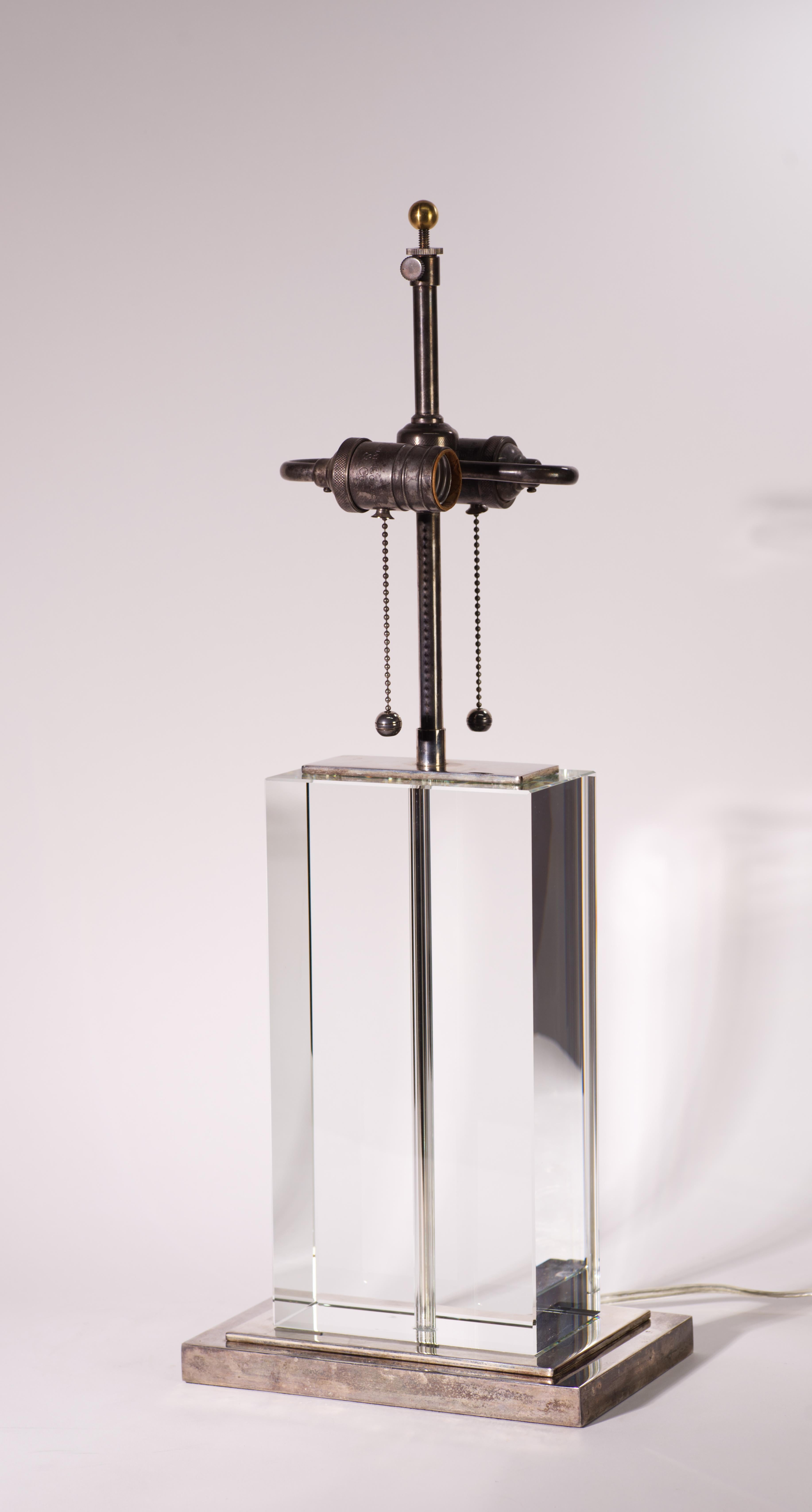Visual Comfort Glass Block Art Deco Table Lamp In Good Condition For Sale In Clifton Springs, NY