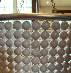 Lampadario a bracci Visual Comfort Jacqueline di AERIN in bianco e argento