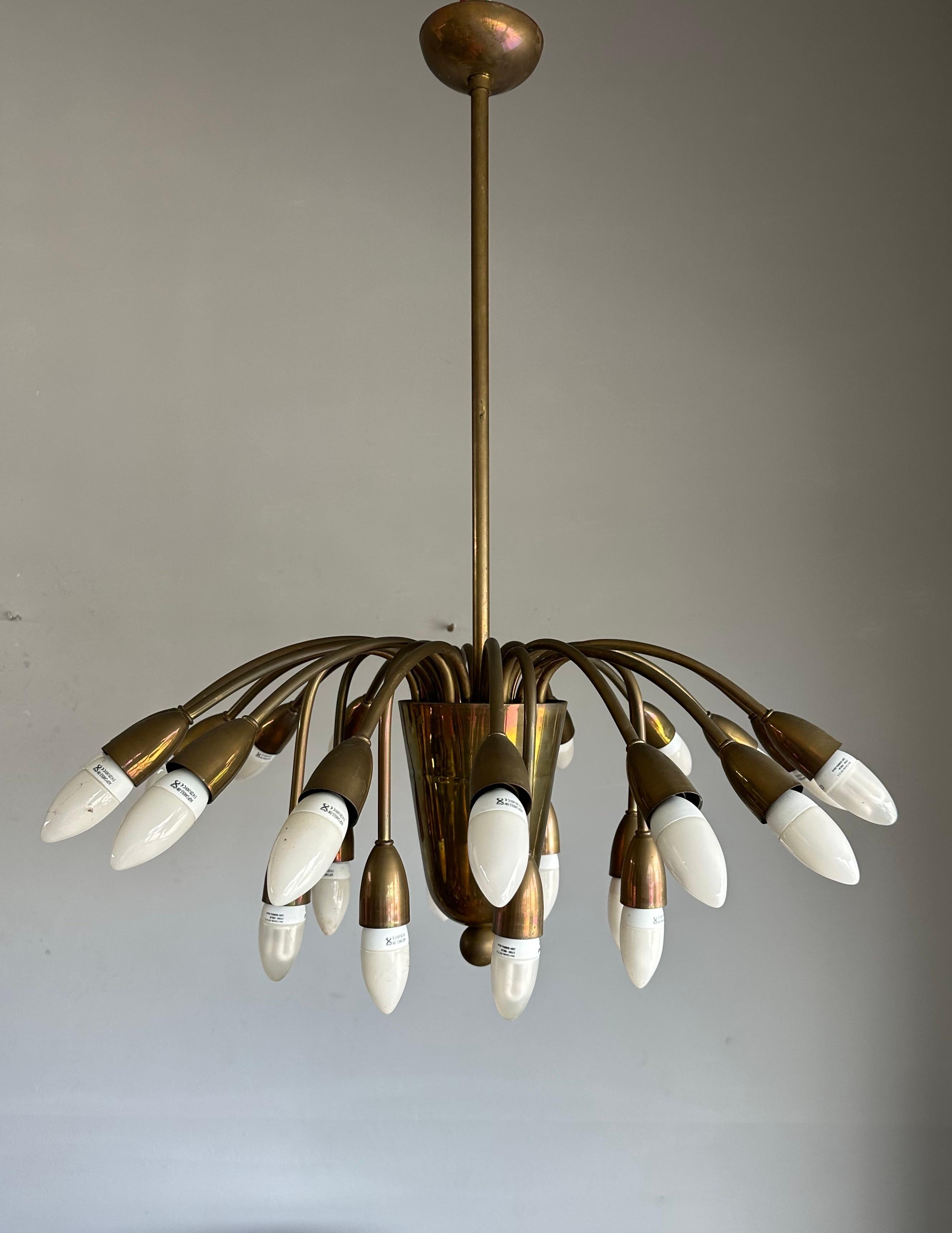 Visually Striking Mid-Century Modern Brass 24 Arm / Light Chandelier Pendant  For Sale 11